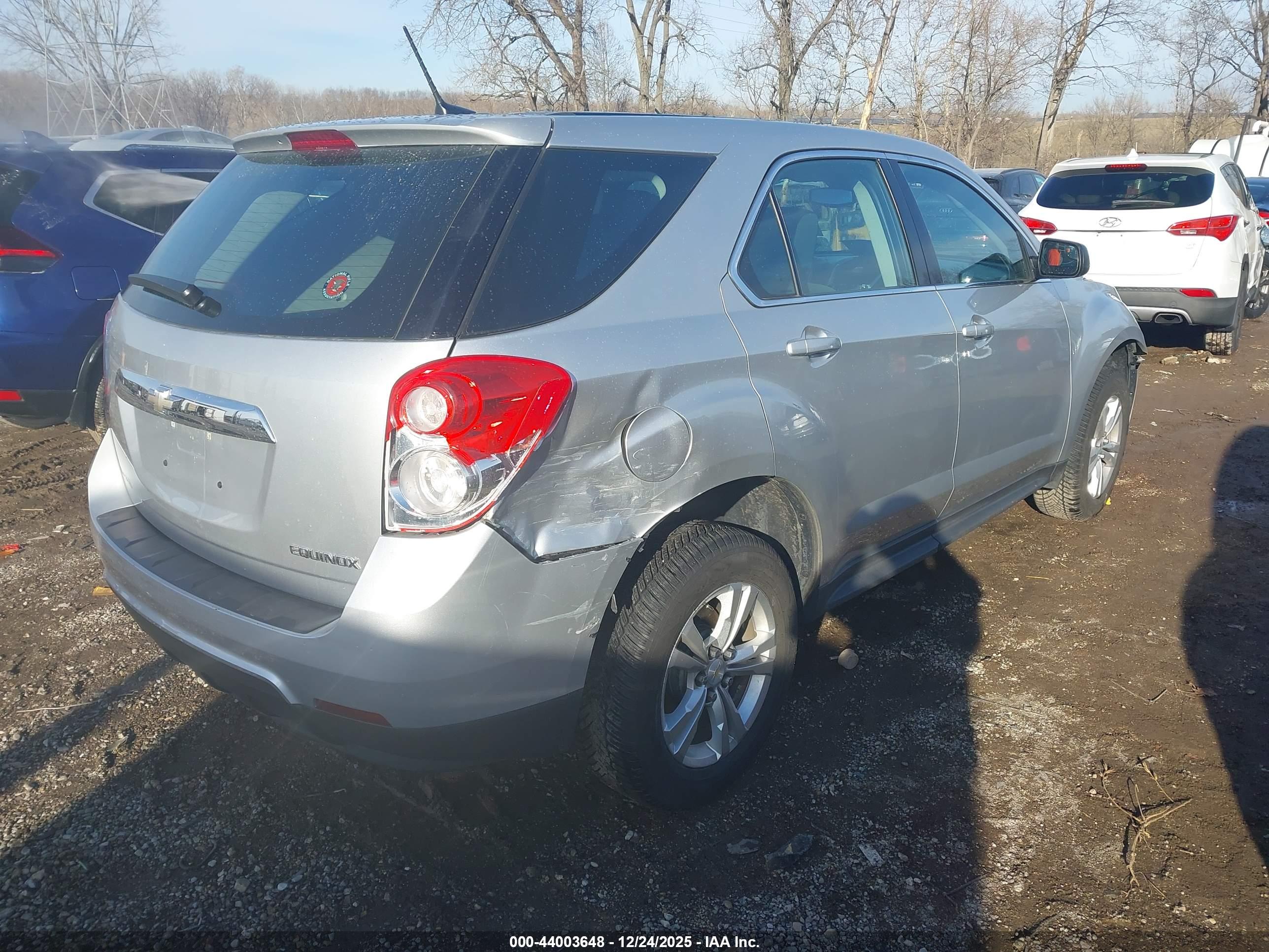 CHEVROLET EQUINOX image 4