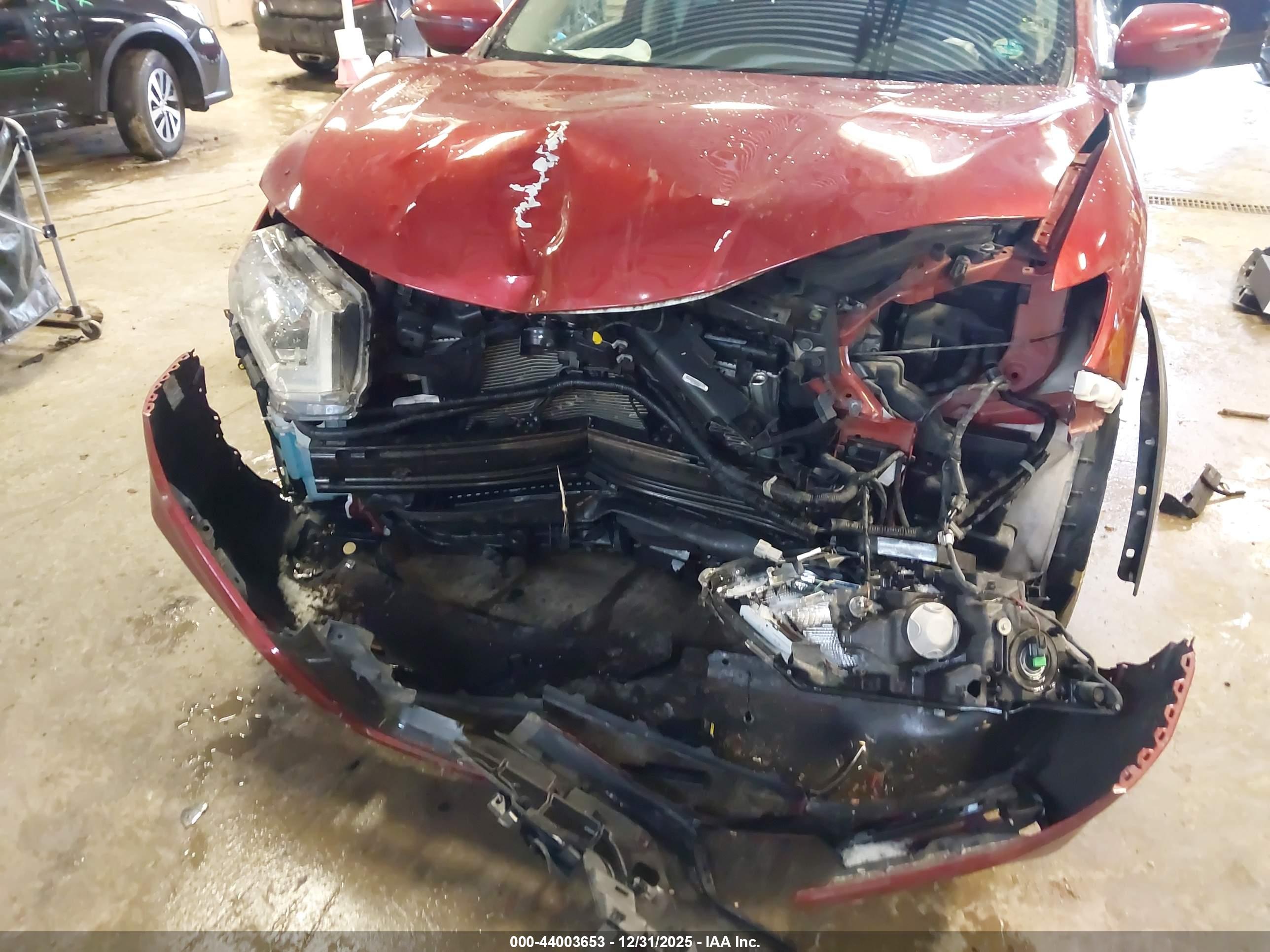 NISSAN ROGUE image 6