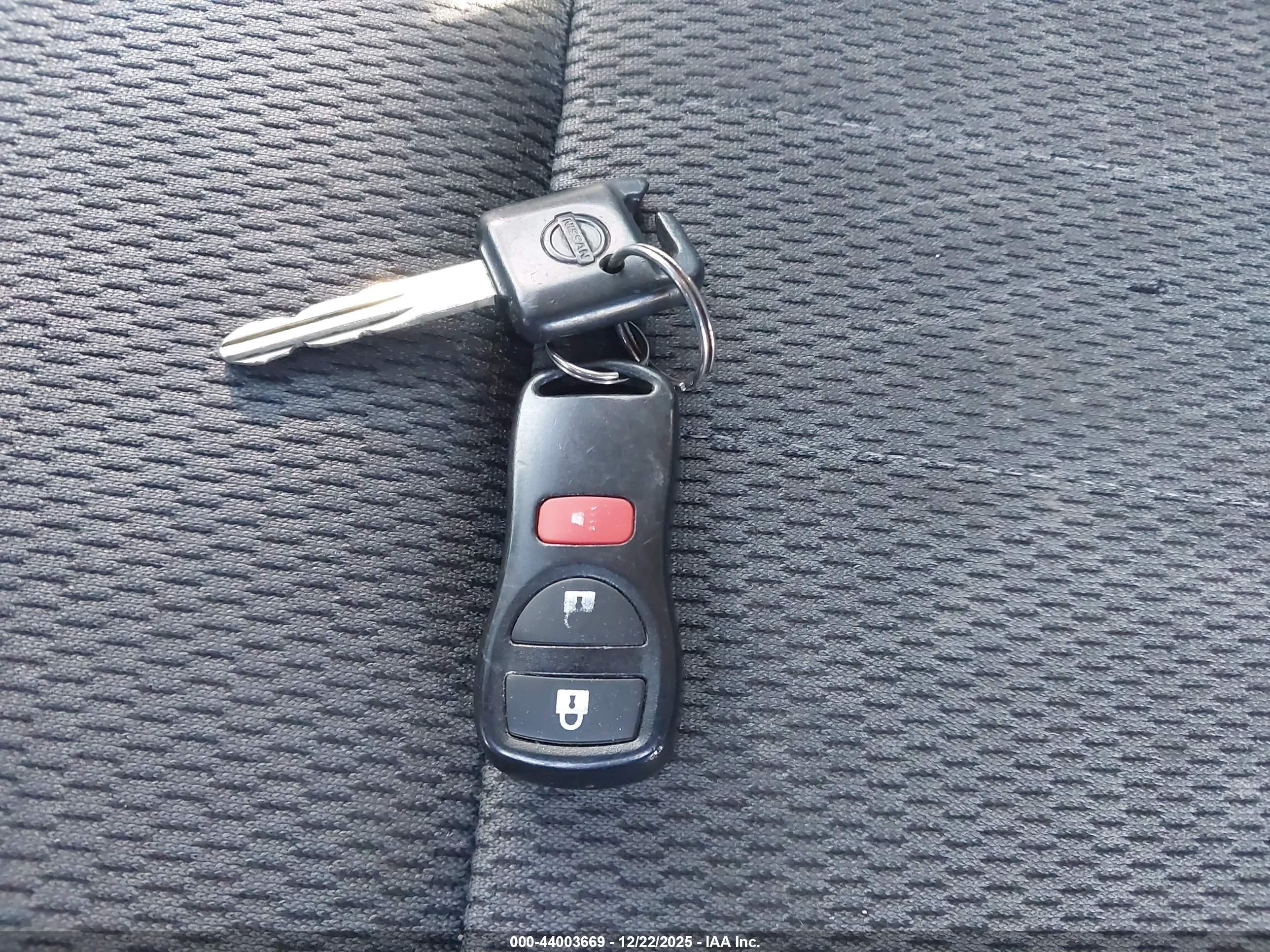 NISSAN FRONTIER image 11