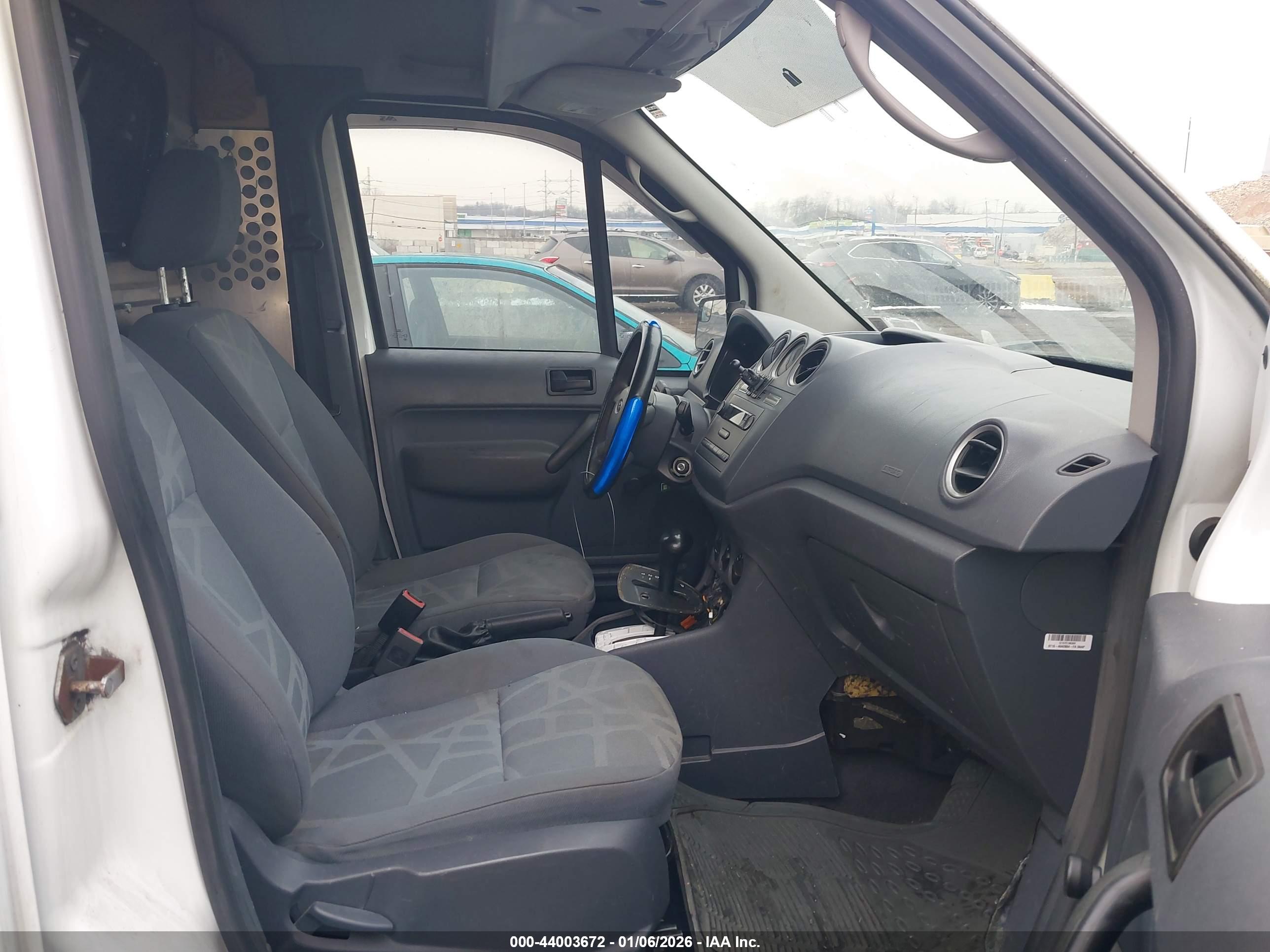 FORD TRANSIT image 5