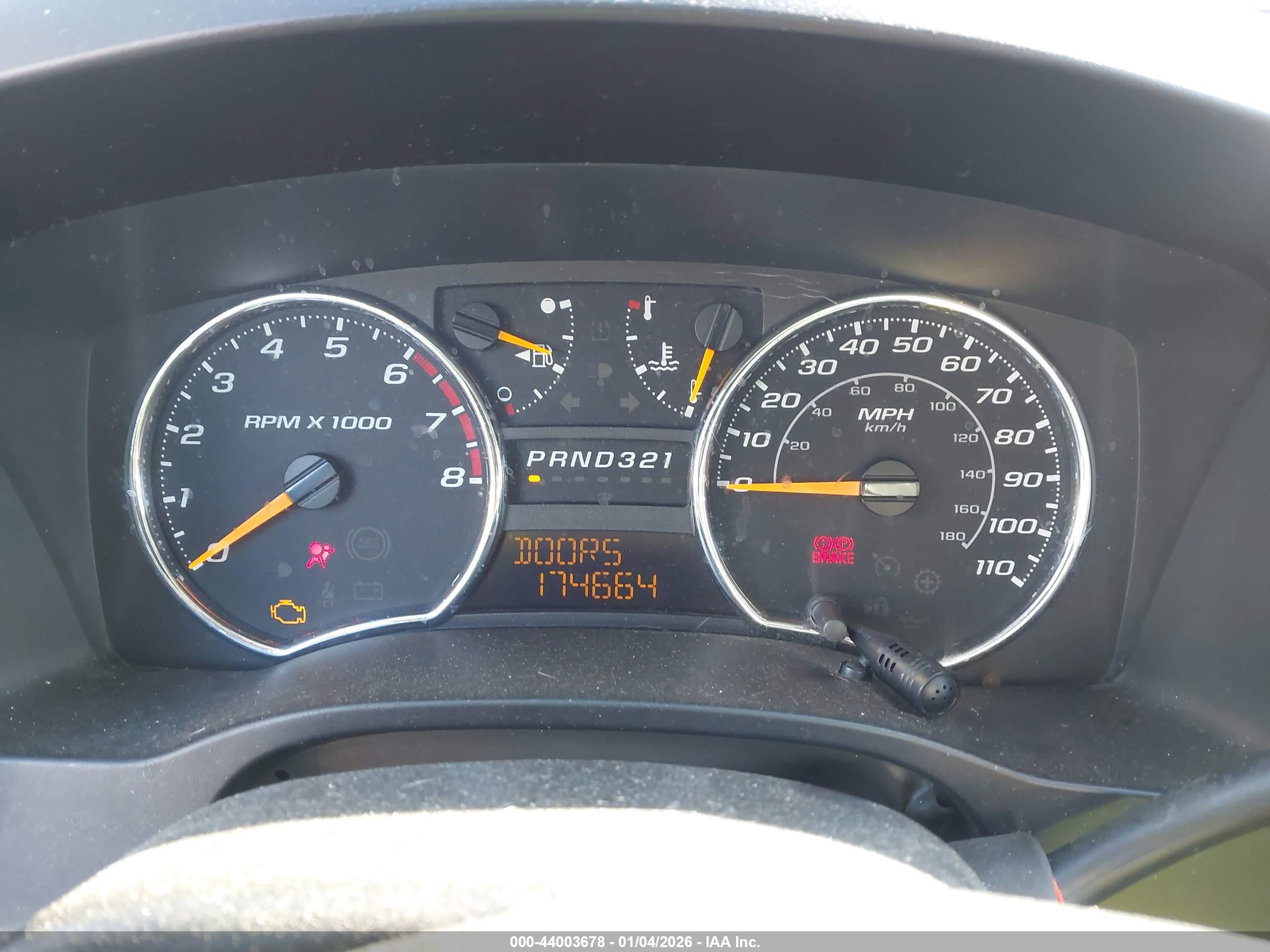CHEVROLET COLORADO image 7