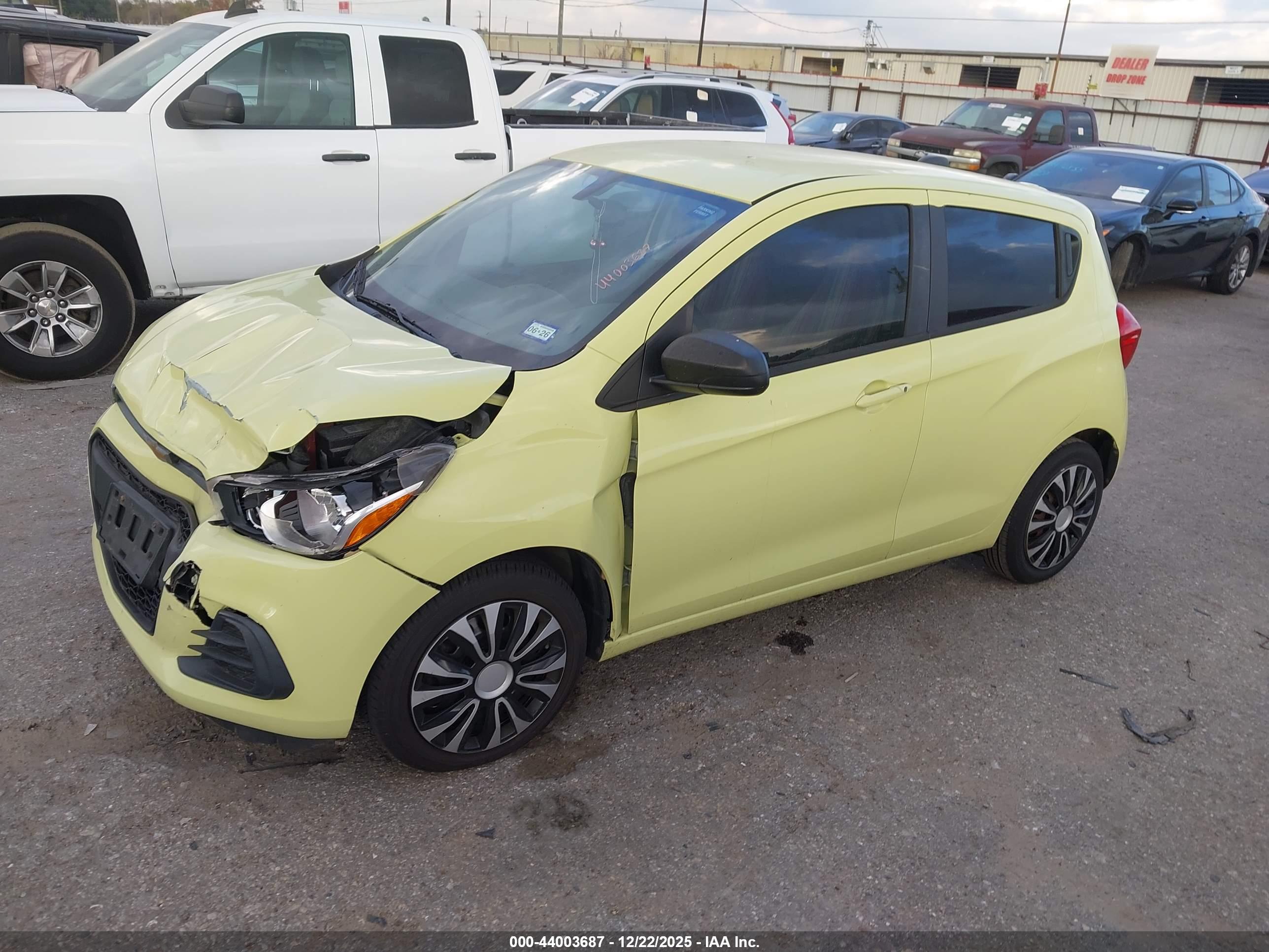CHEVROLET SPARK image 2