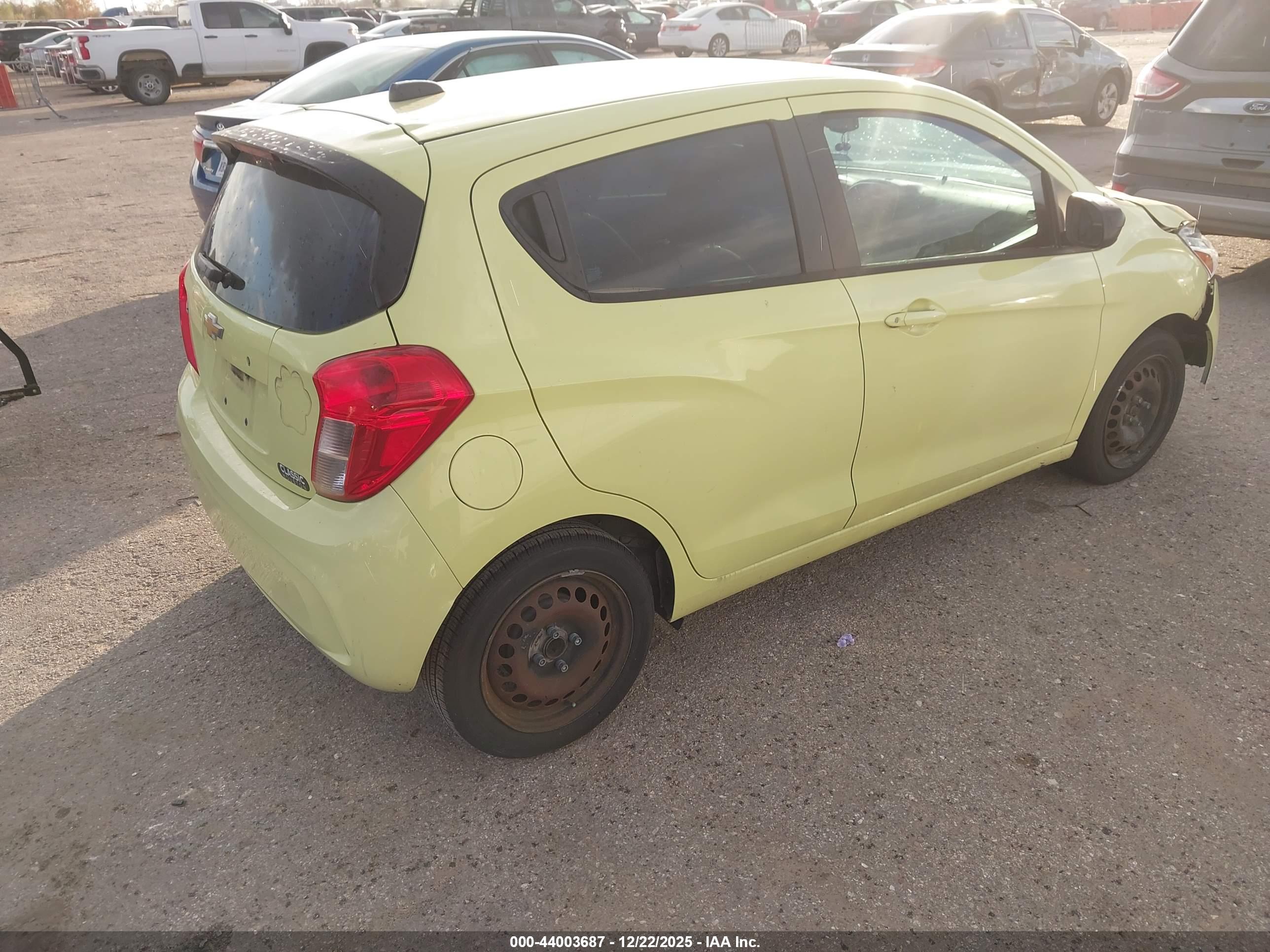 CHEVROLET SPARK image 4