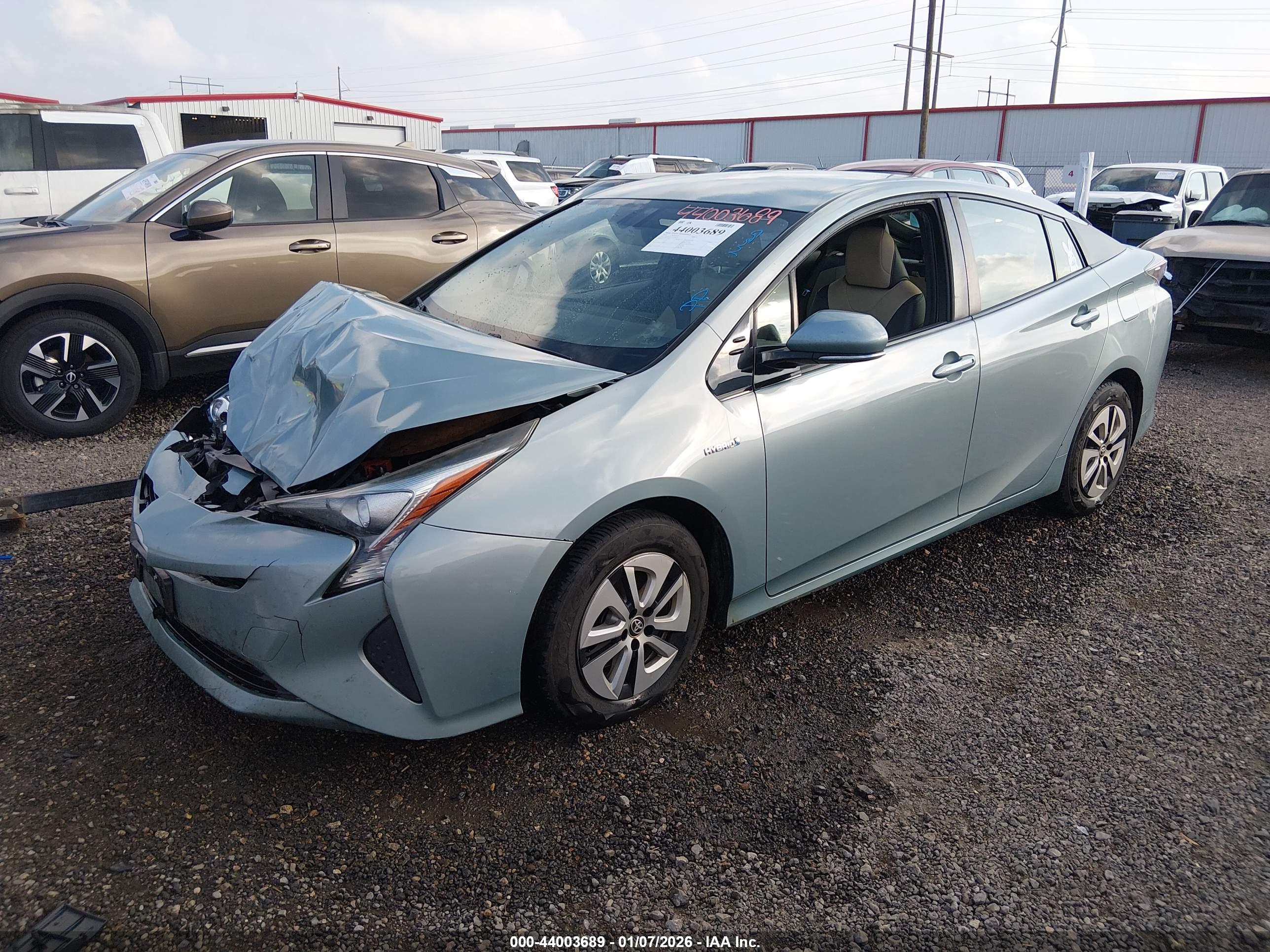TOYOTA PRIUS image 2