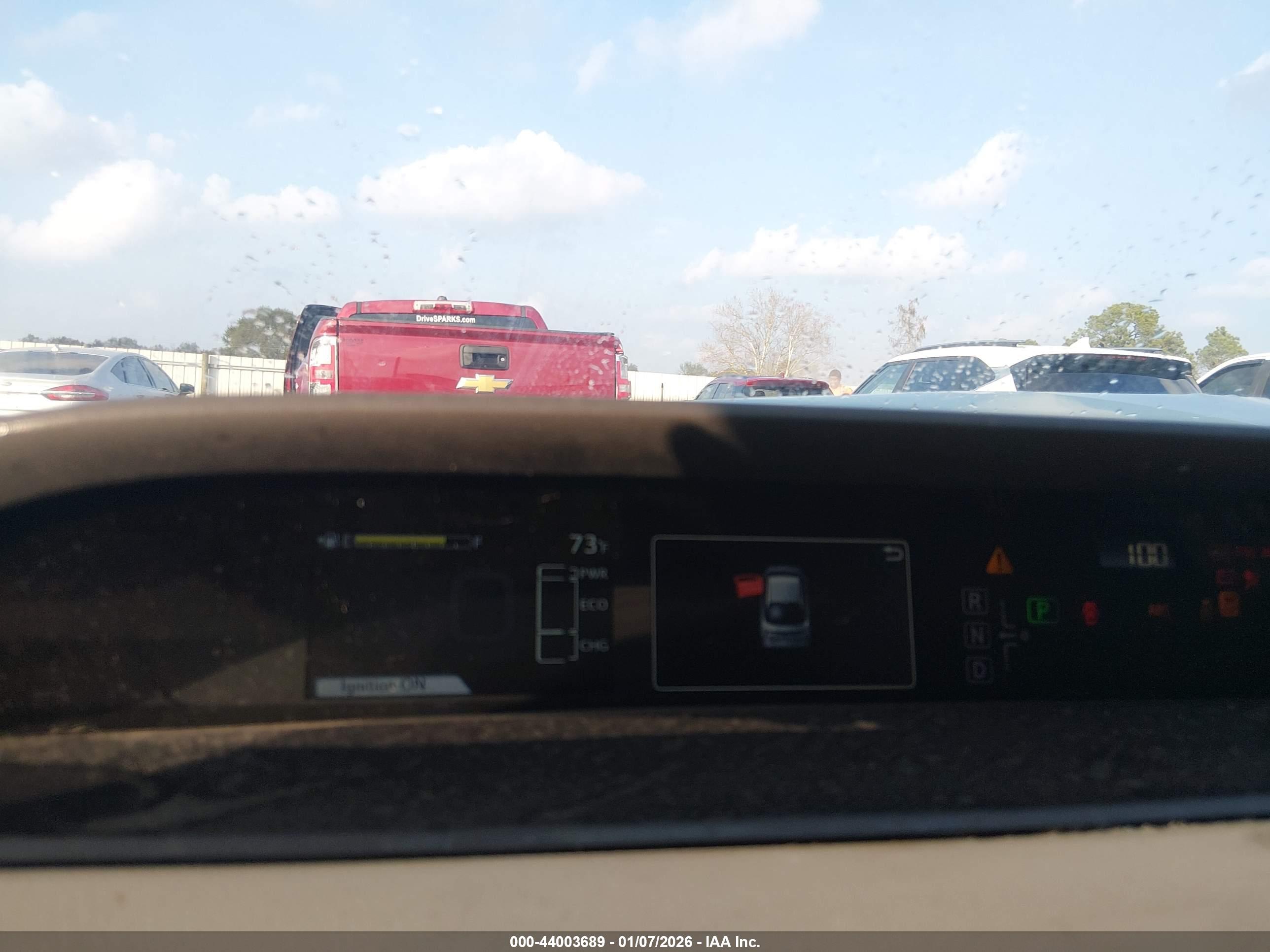 TOYOTA PRIUS image 7