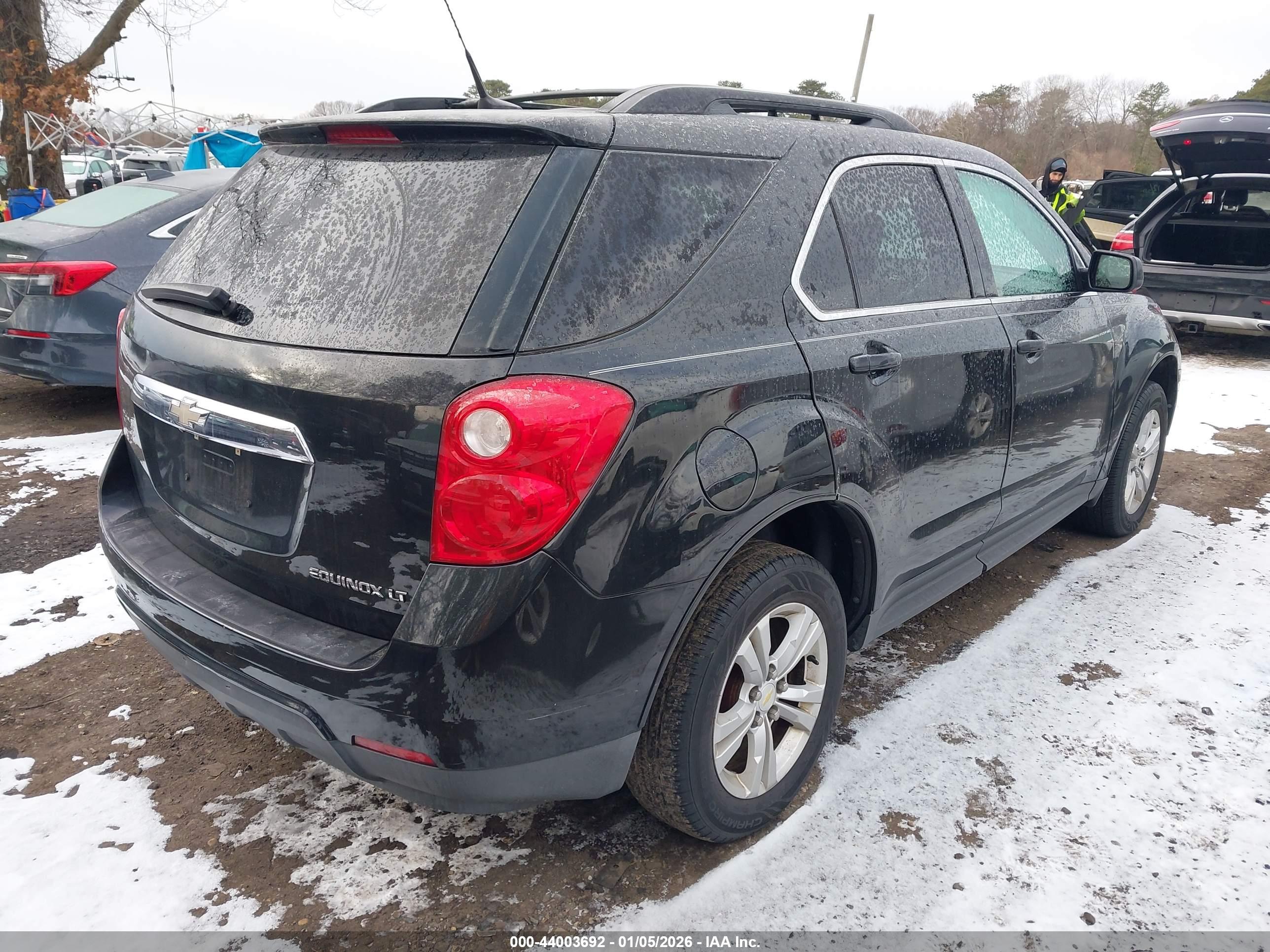 CHEVROLET EQUINOX image 4