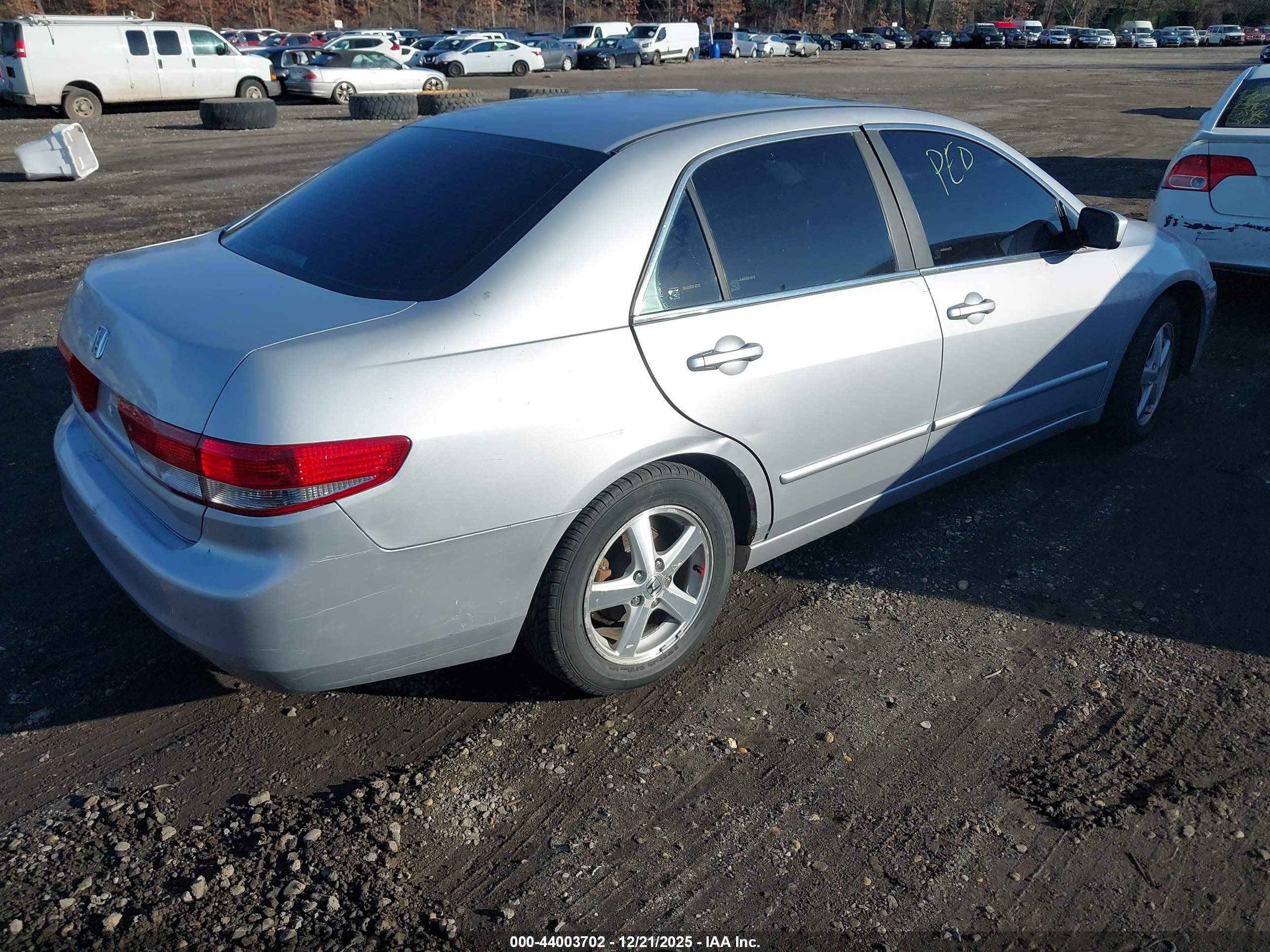 HONDA ACCORD image 4