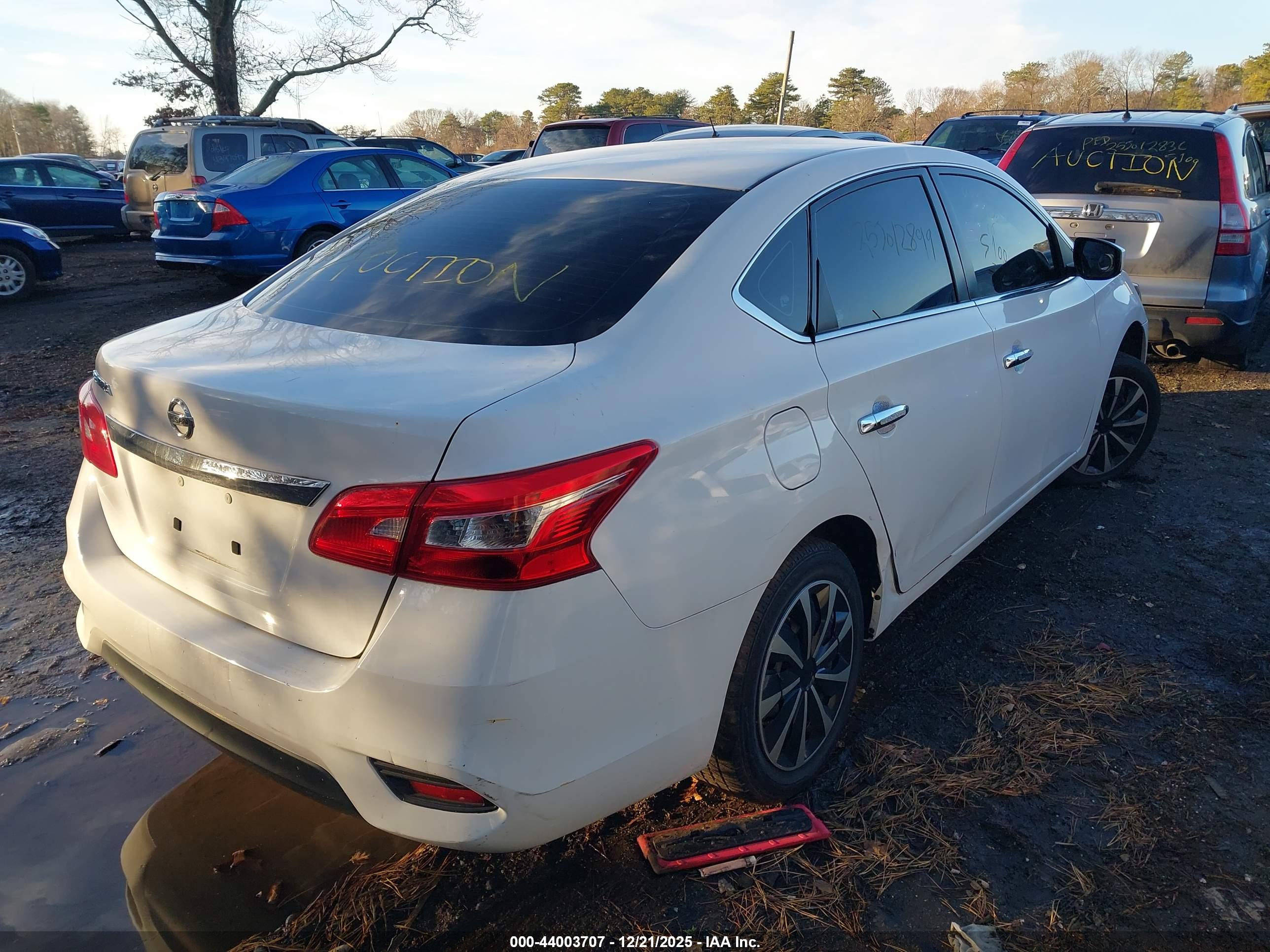 NISSAN SENTRA image 4