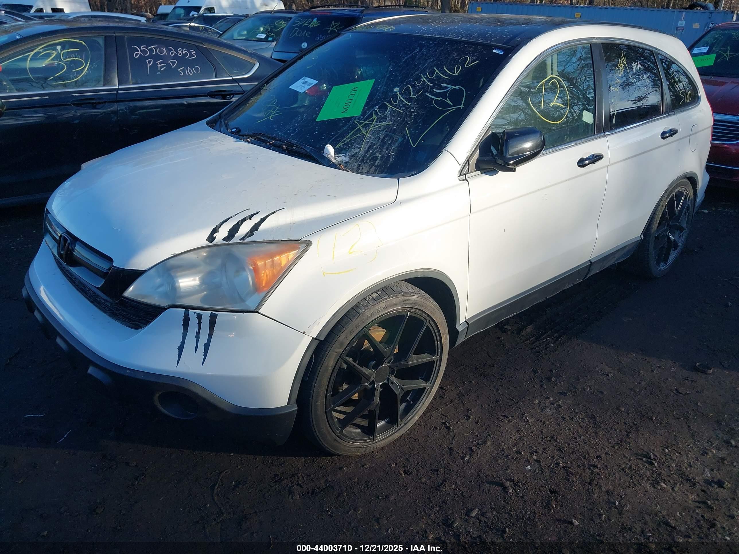 HONDA CR-V image 2