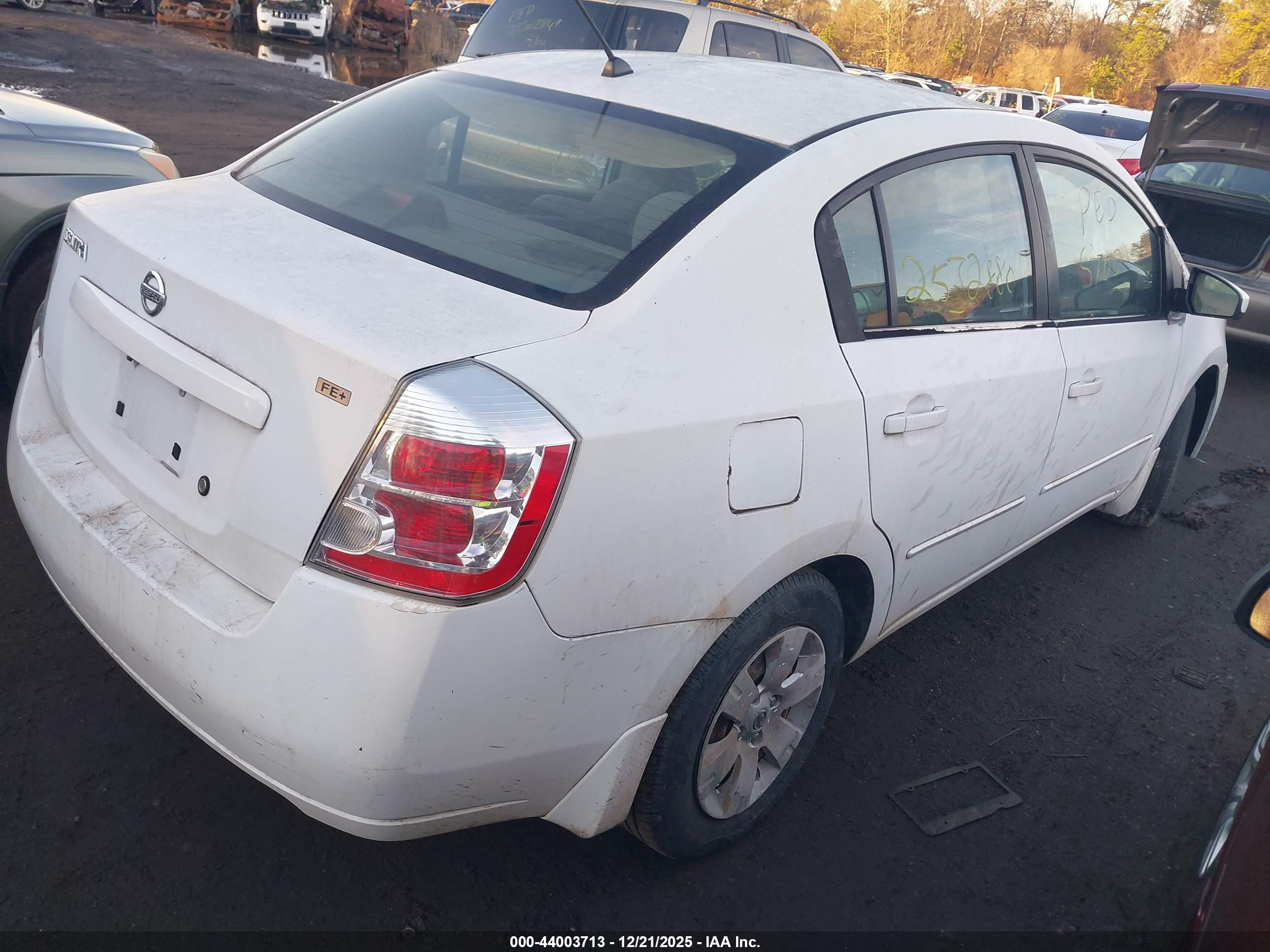 NISSAN SENTRA image 4
