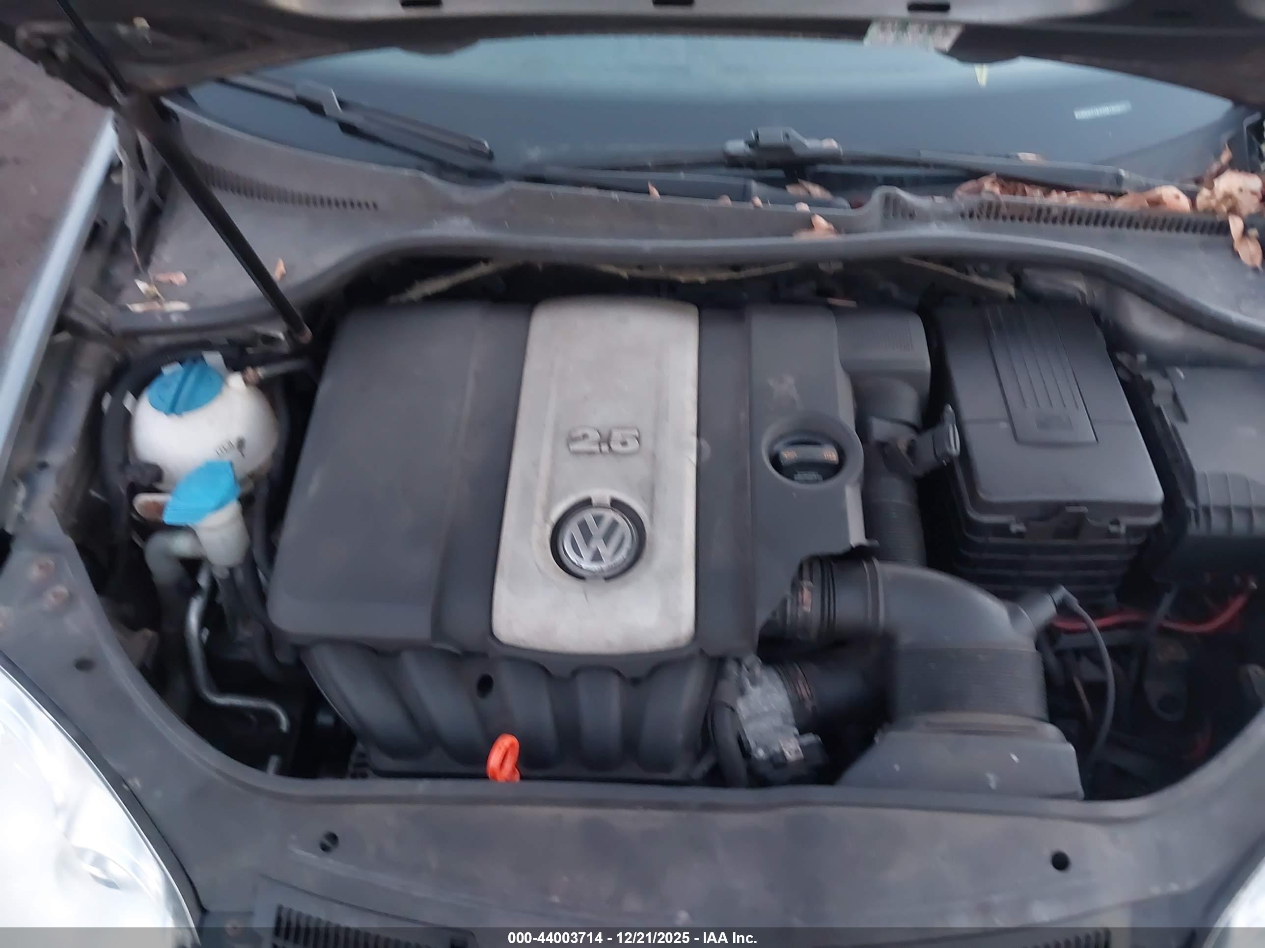 VOLKSWAGEN JETTA image 10