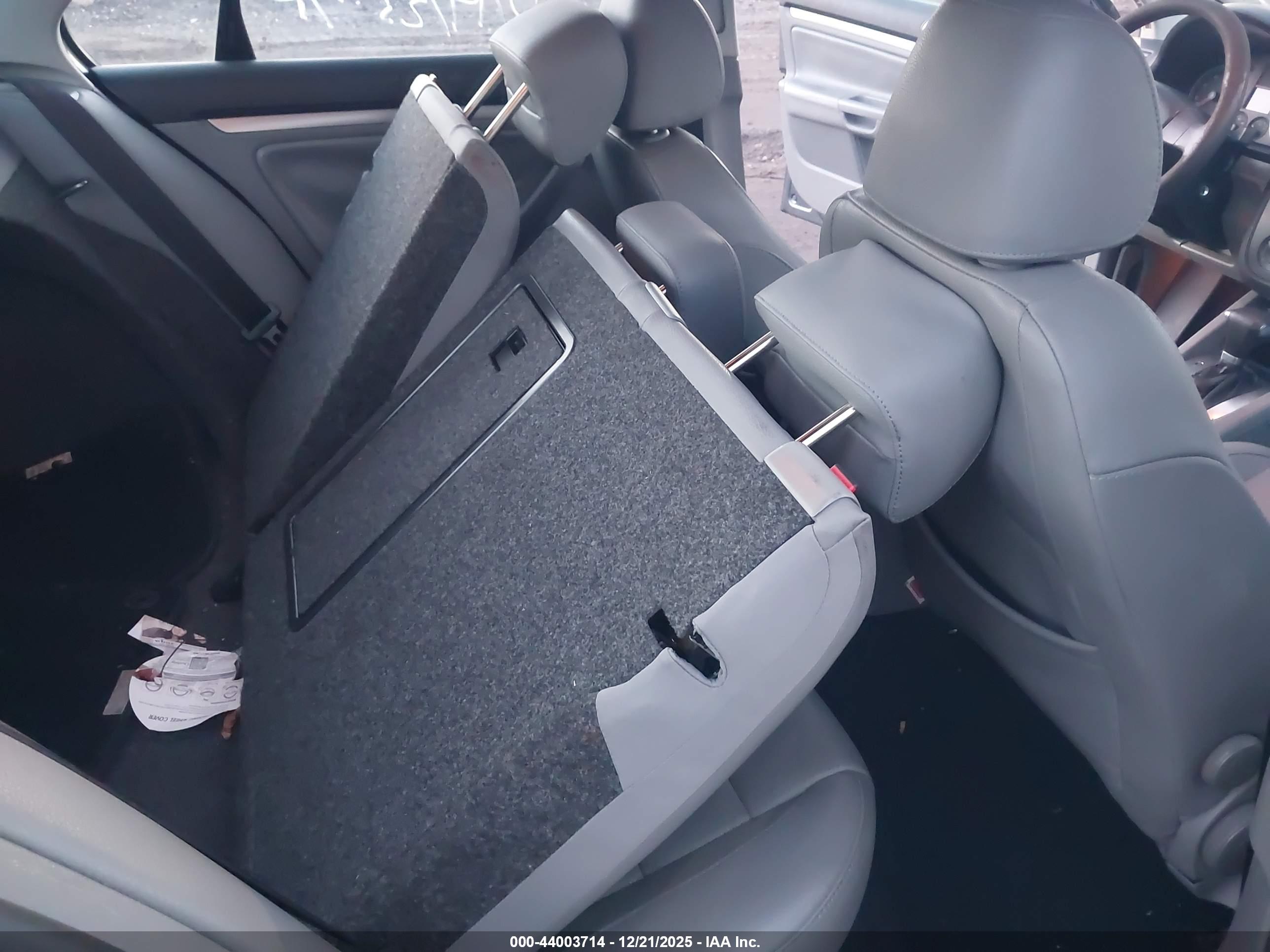 VOLKSWAGEN JETTA image 8