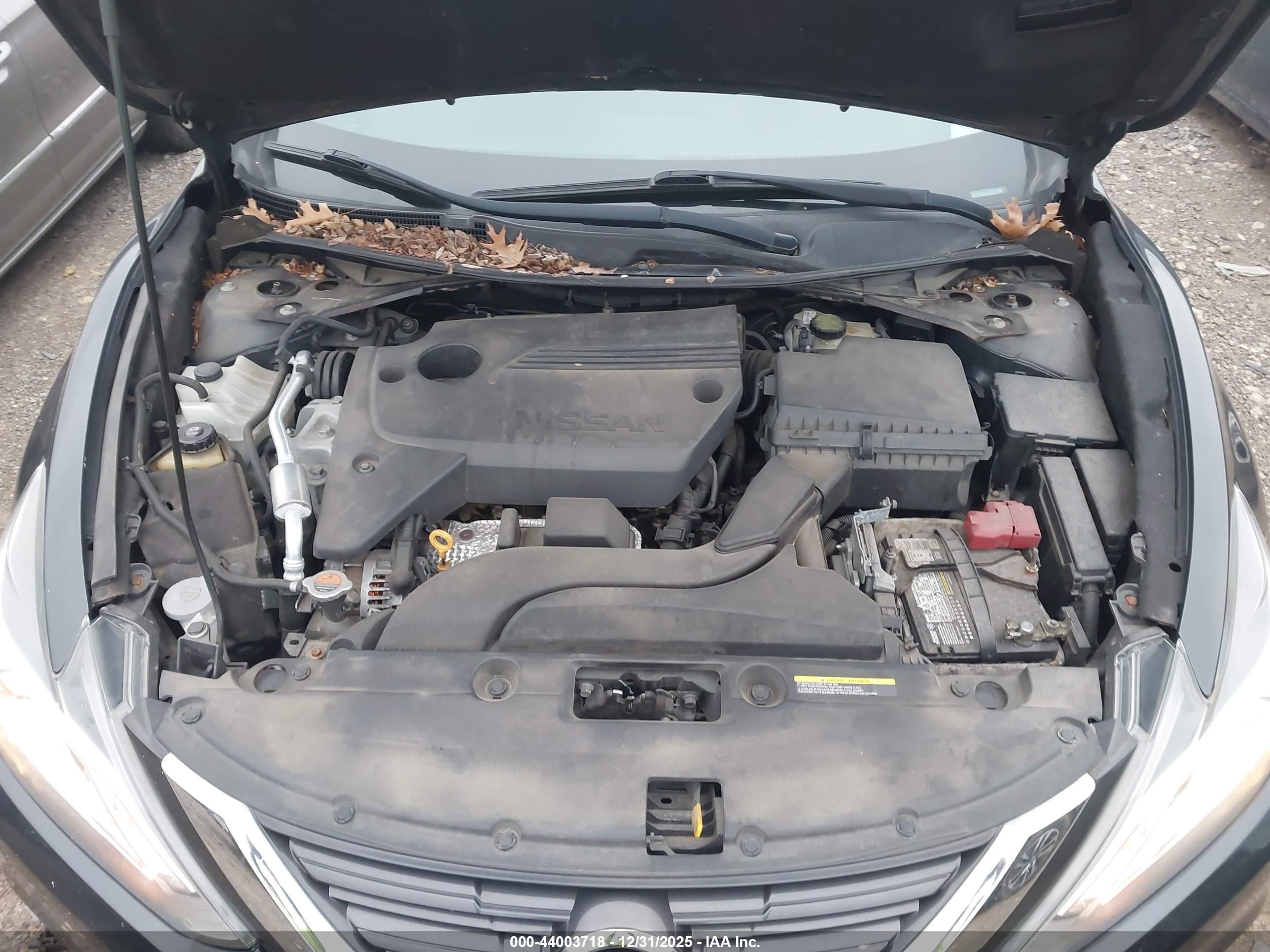 NISSAN ALTIMA image 10