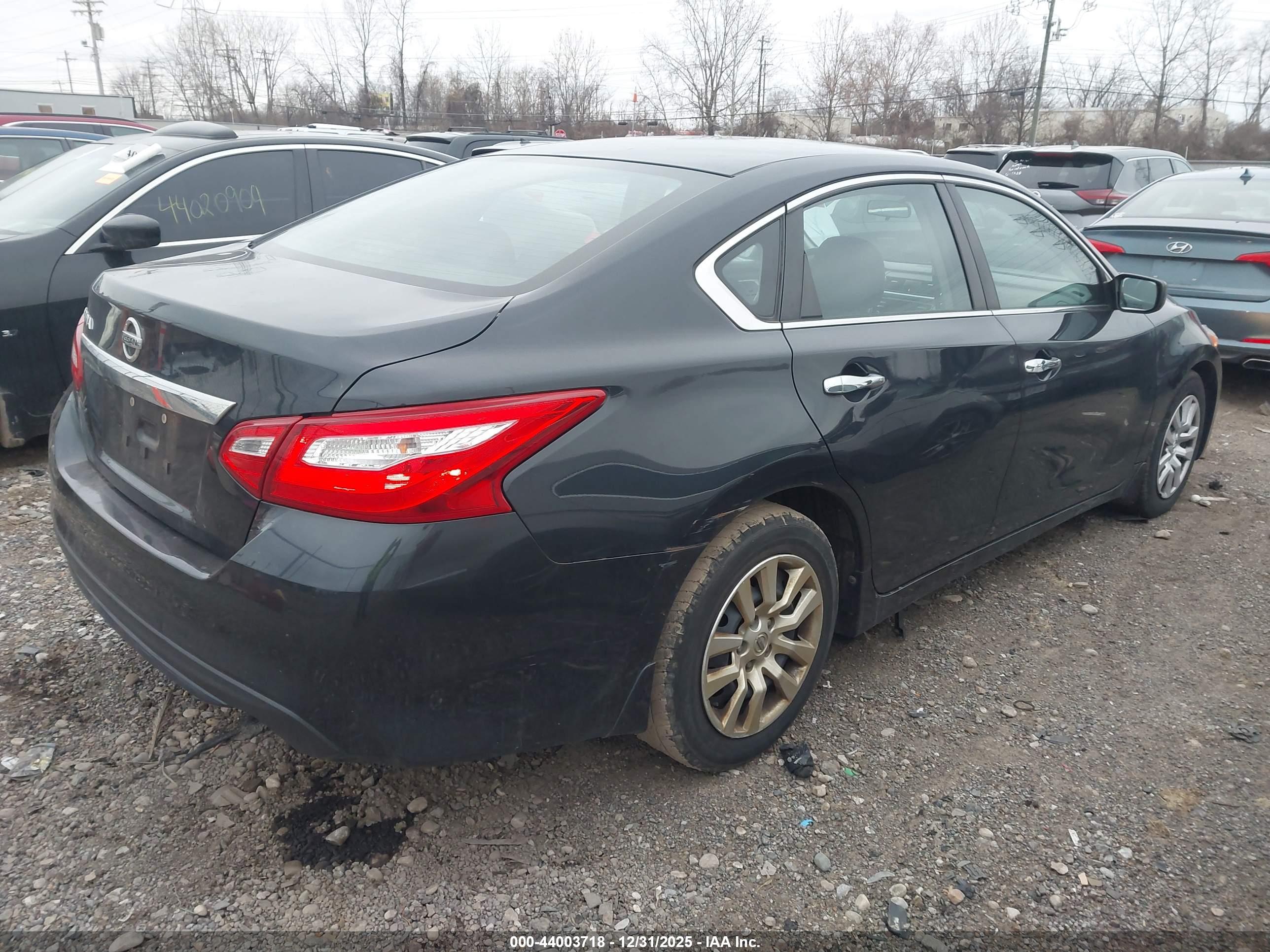 NISSAN ALTIMA image 4