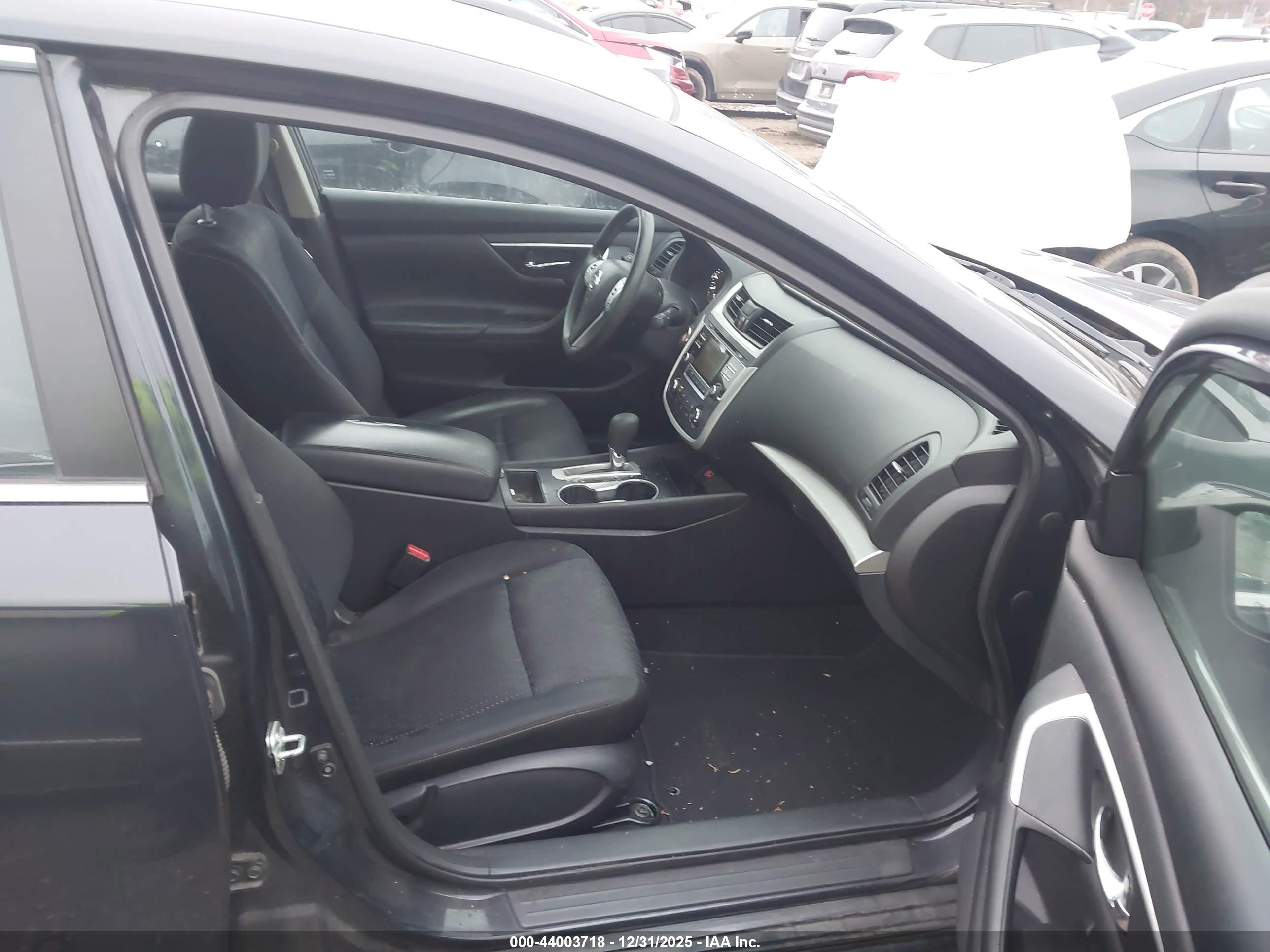 NISSAN ALTIMA image 5