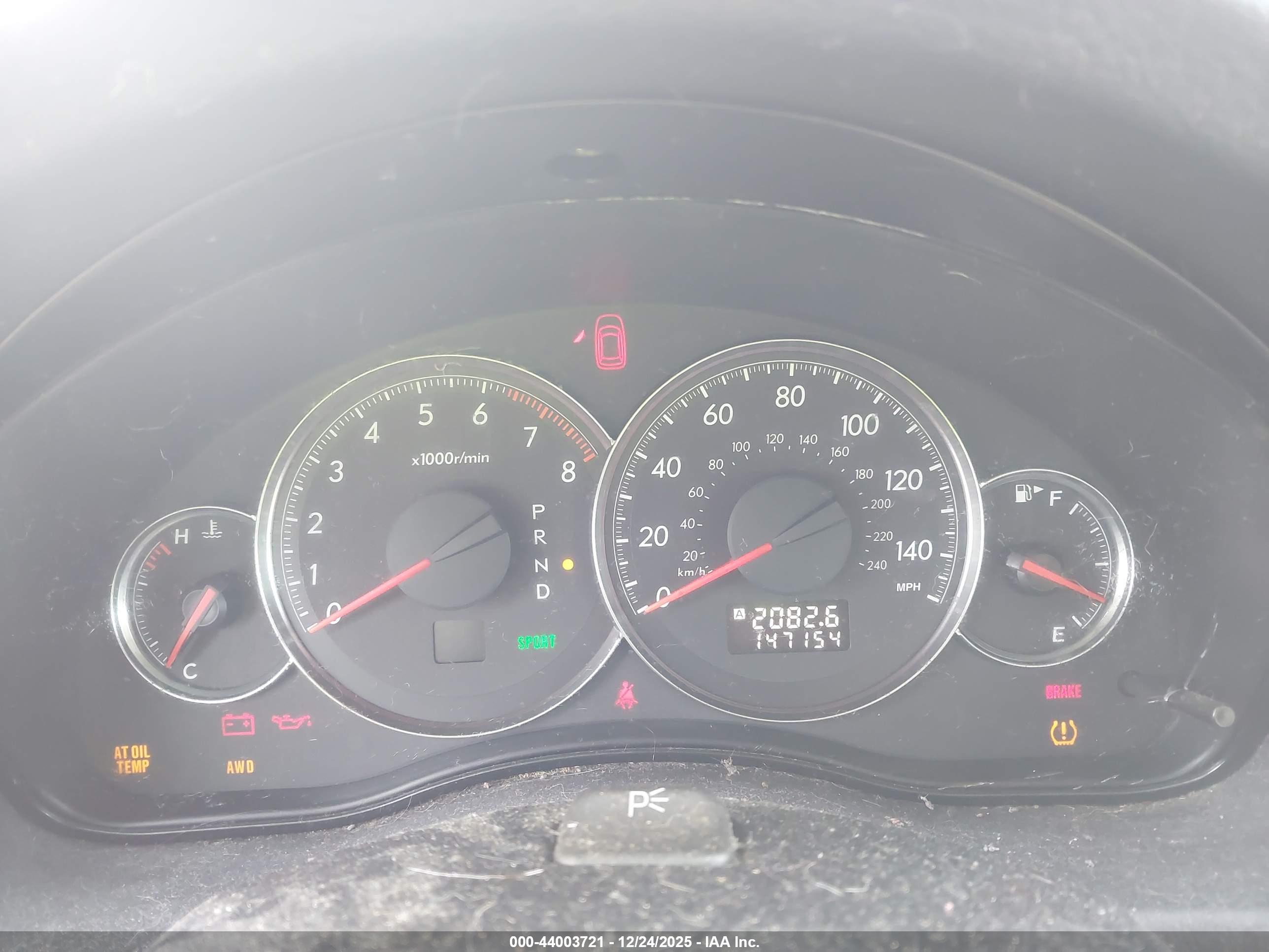 SUBARU OUTBACK image 7