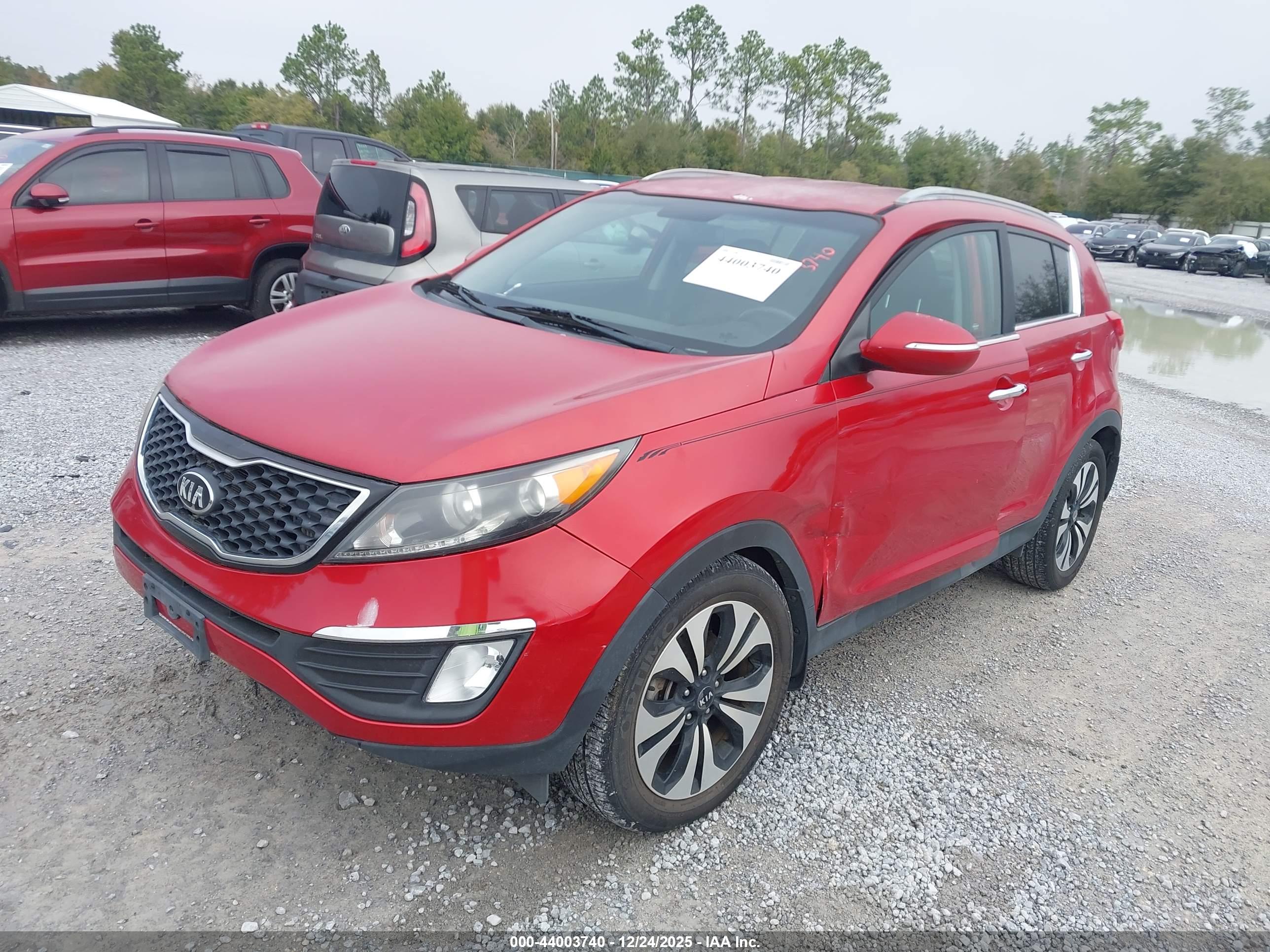 KIA SPORTAGE image 2