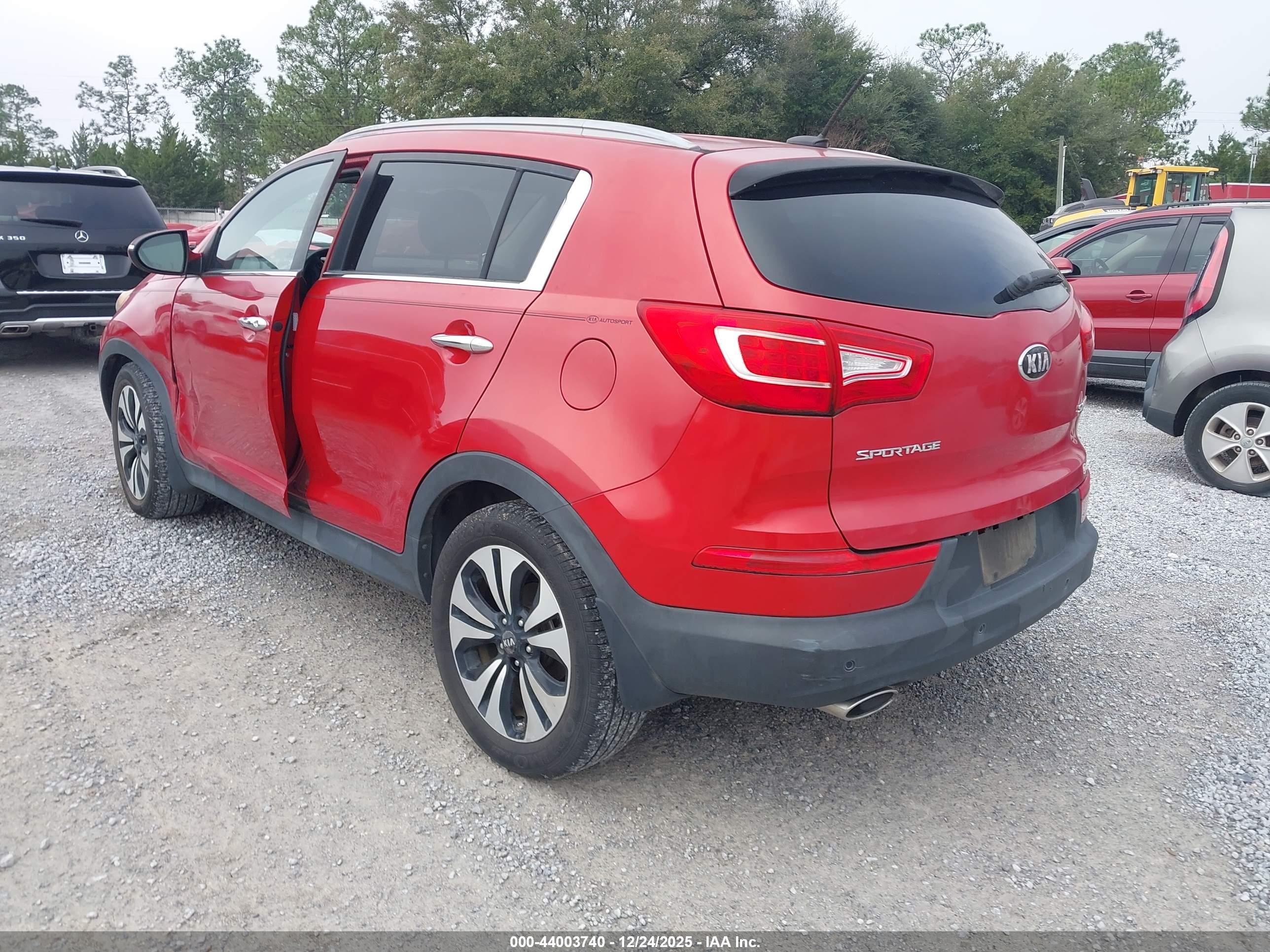 KIA SPORTAGE image 3