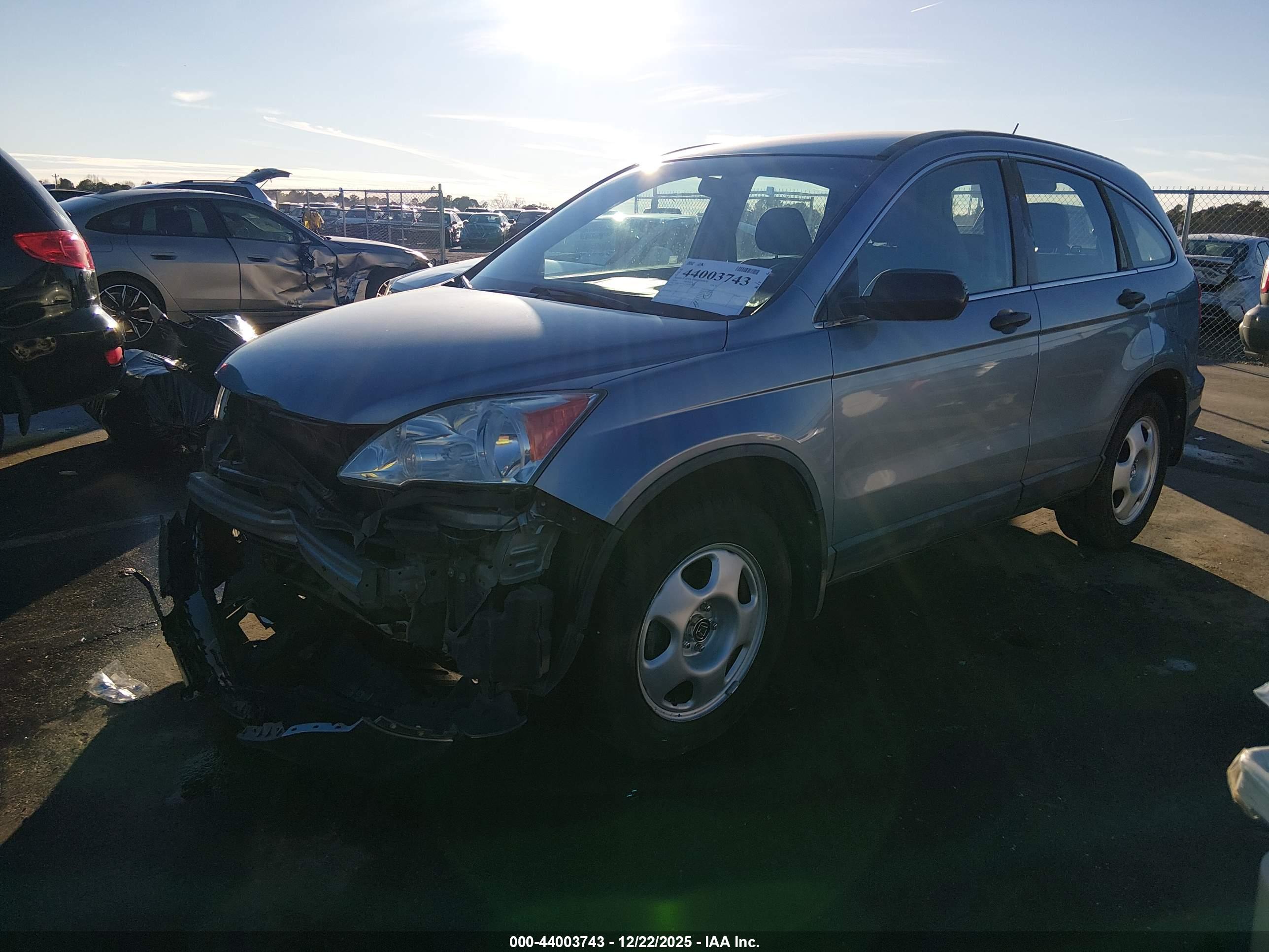 HONDA CR-V image 2