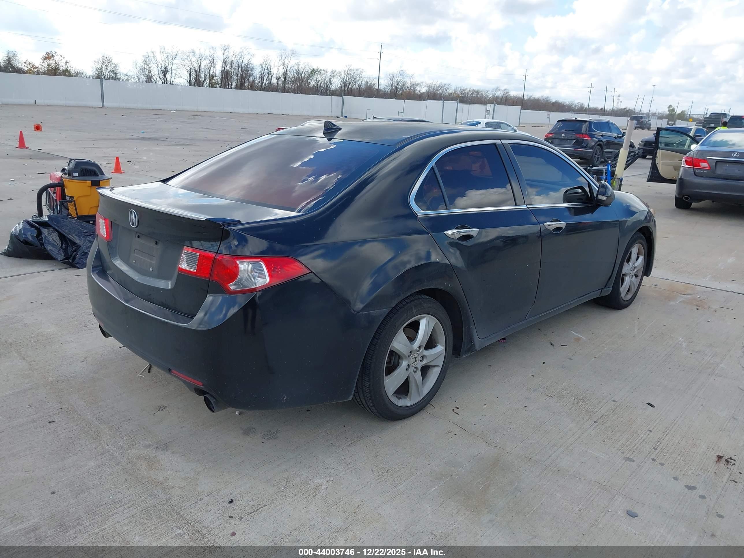 ACURA TSX image 4