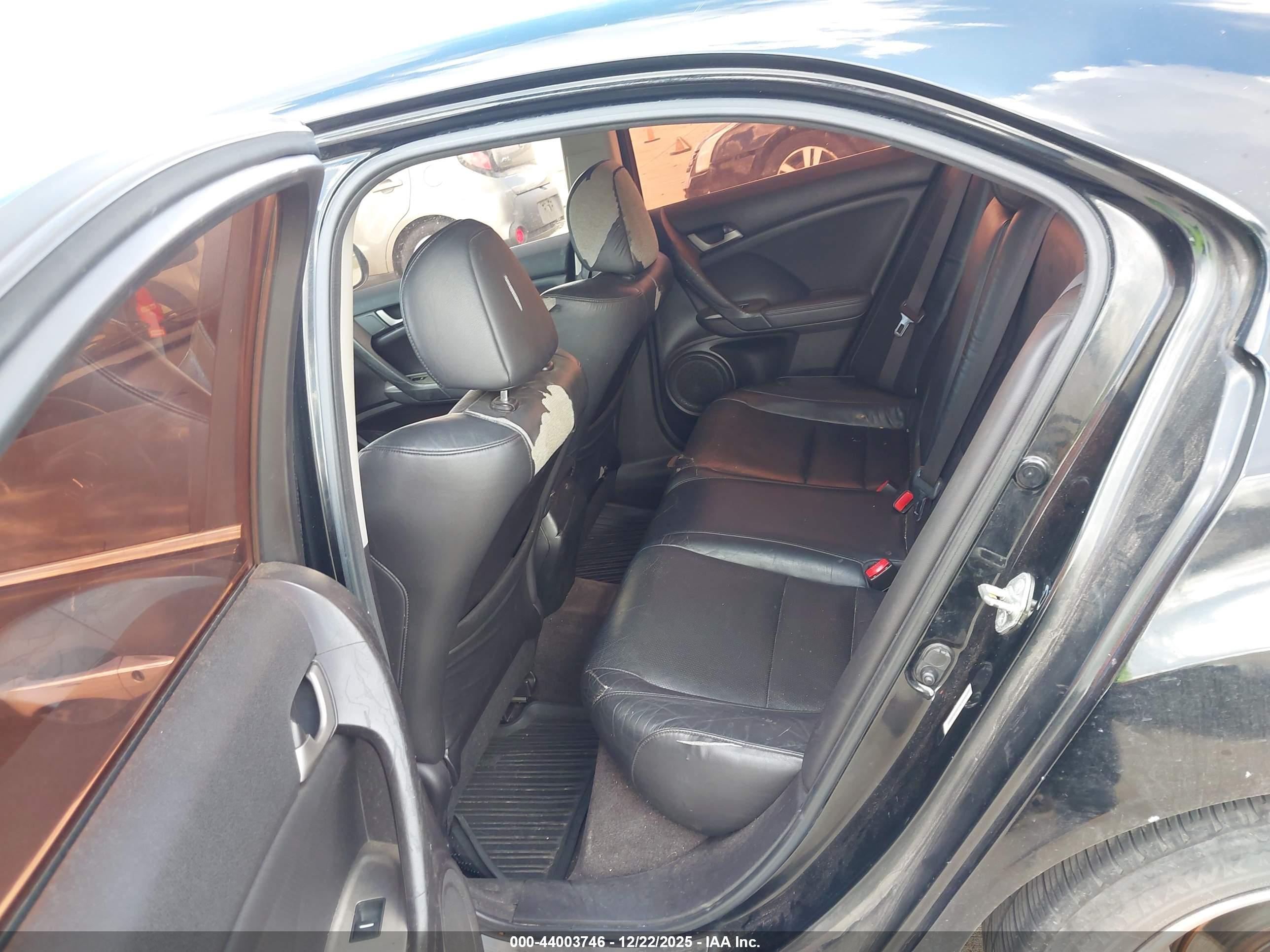 ACURA TSX image 8