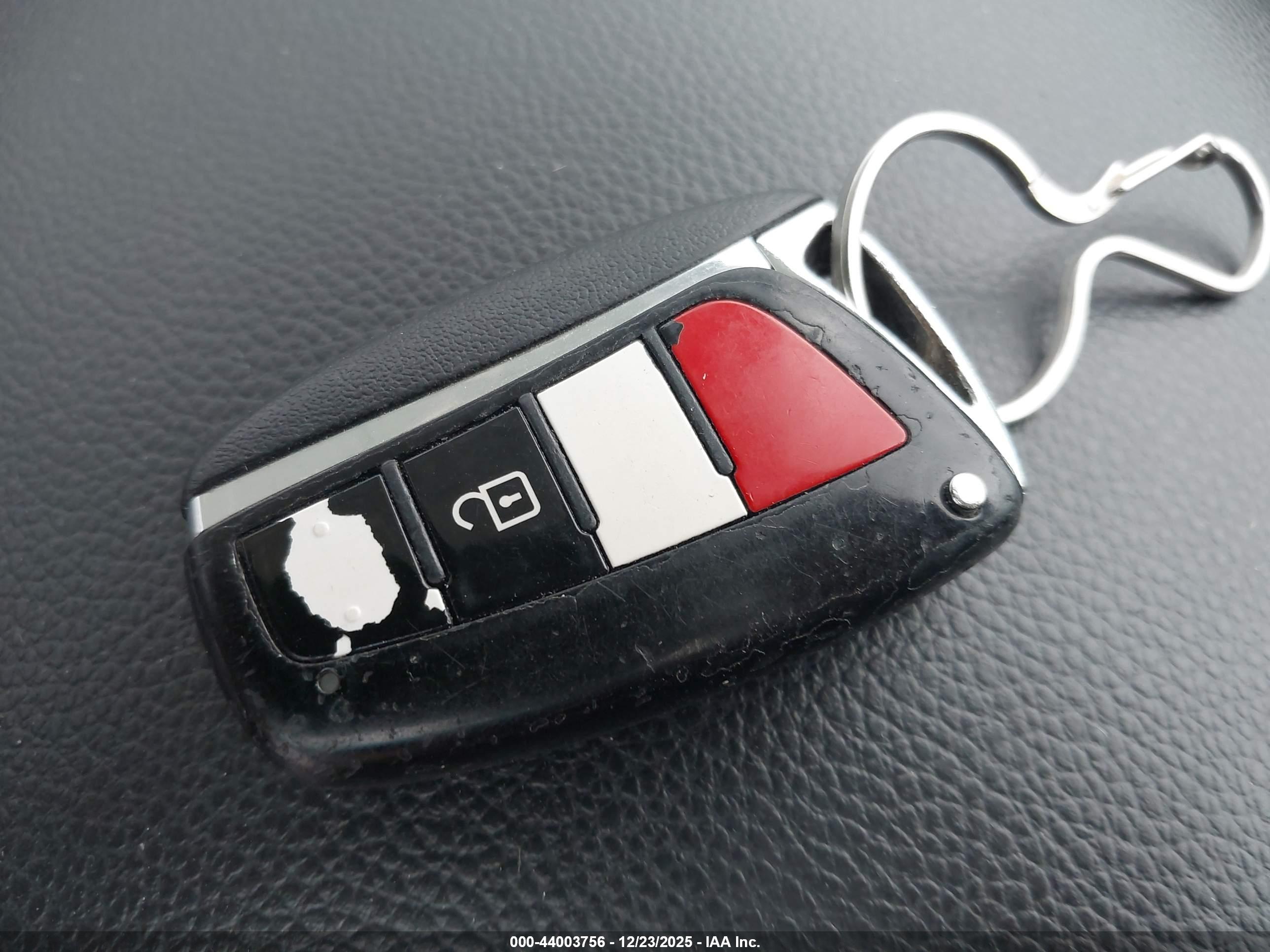 HYUNDAI SANTA image 11