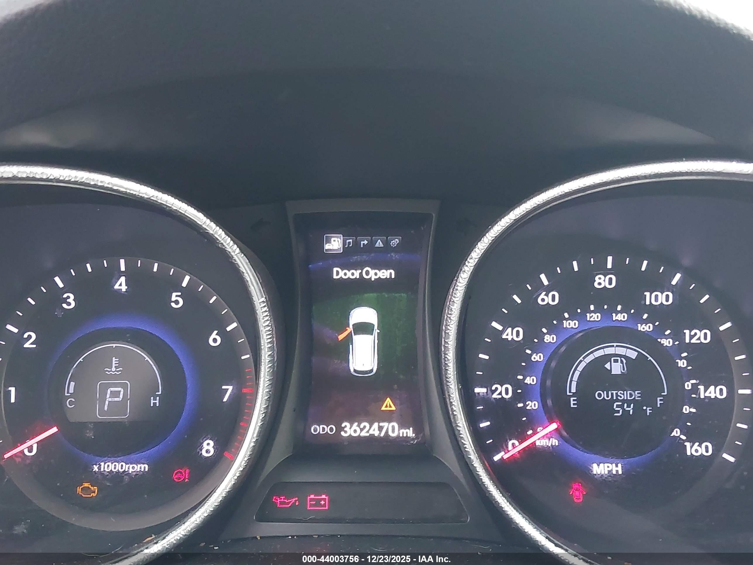 HYUNDAI SANTA image 7