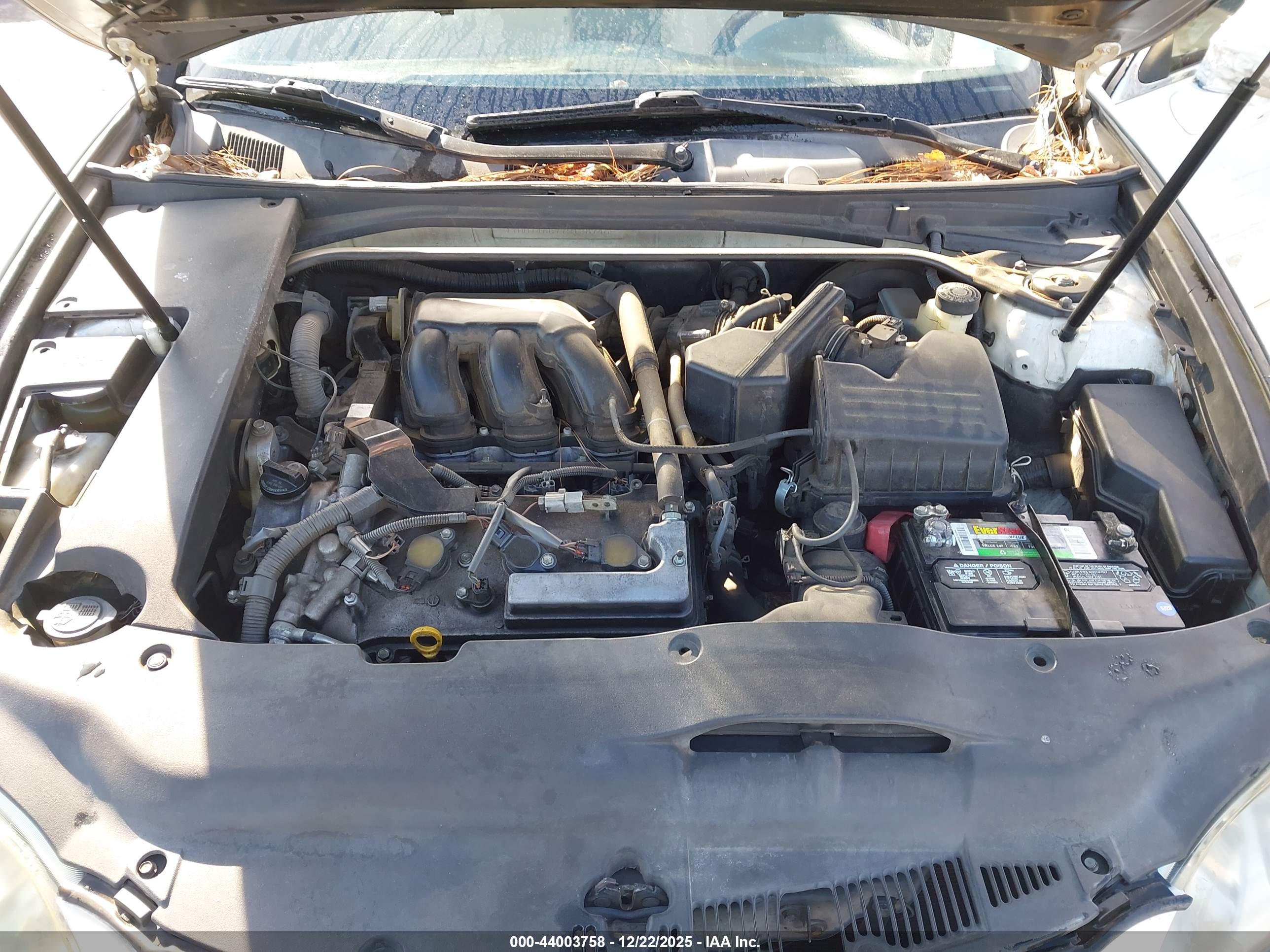 LEXUS ES image 10