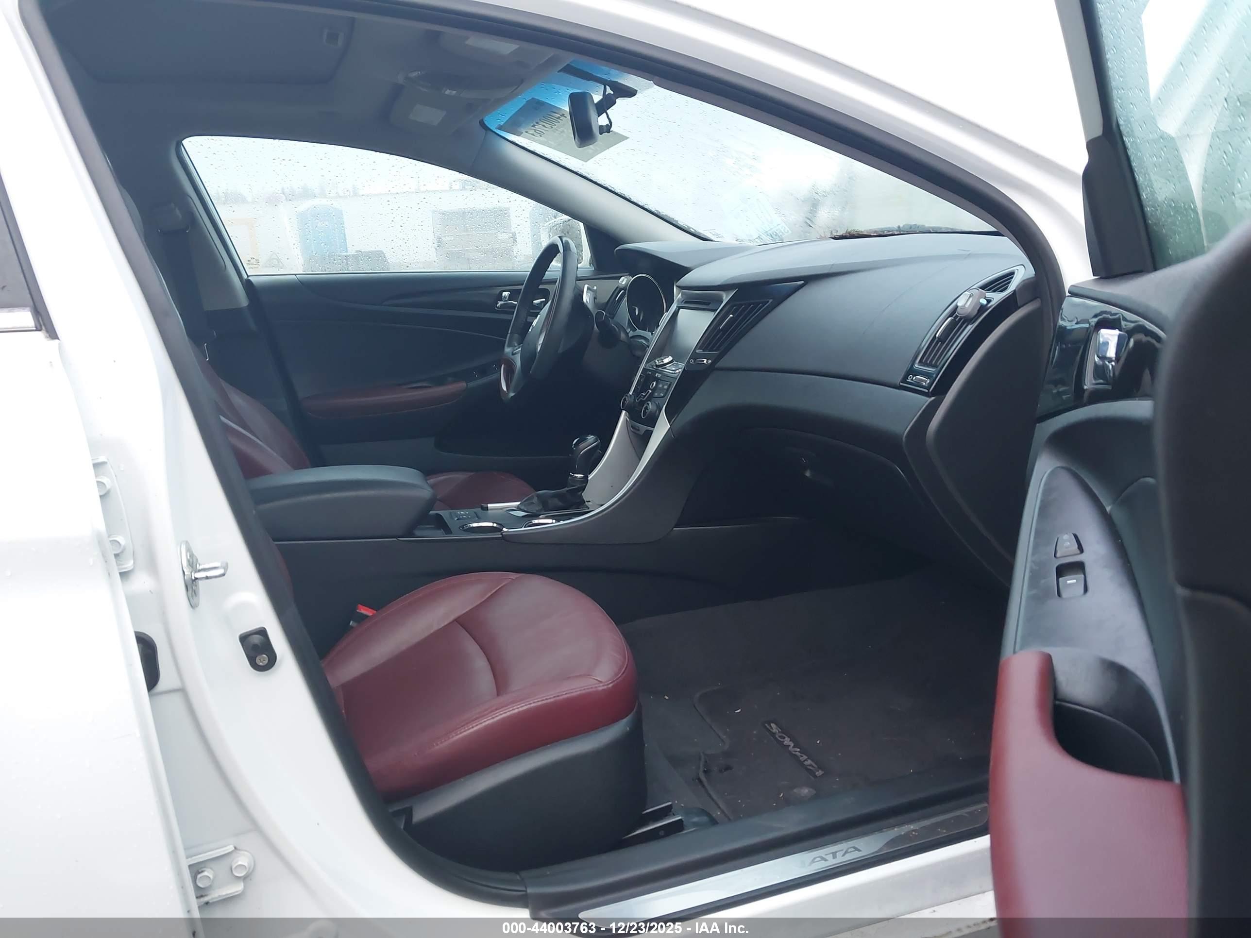 HYUNDAI SONATA image 5