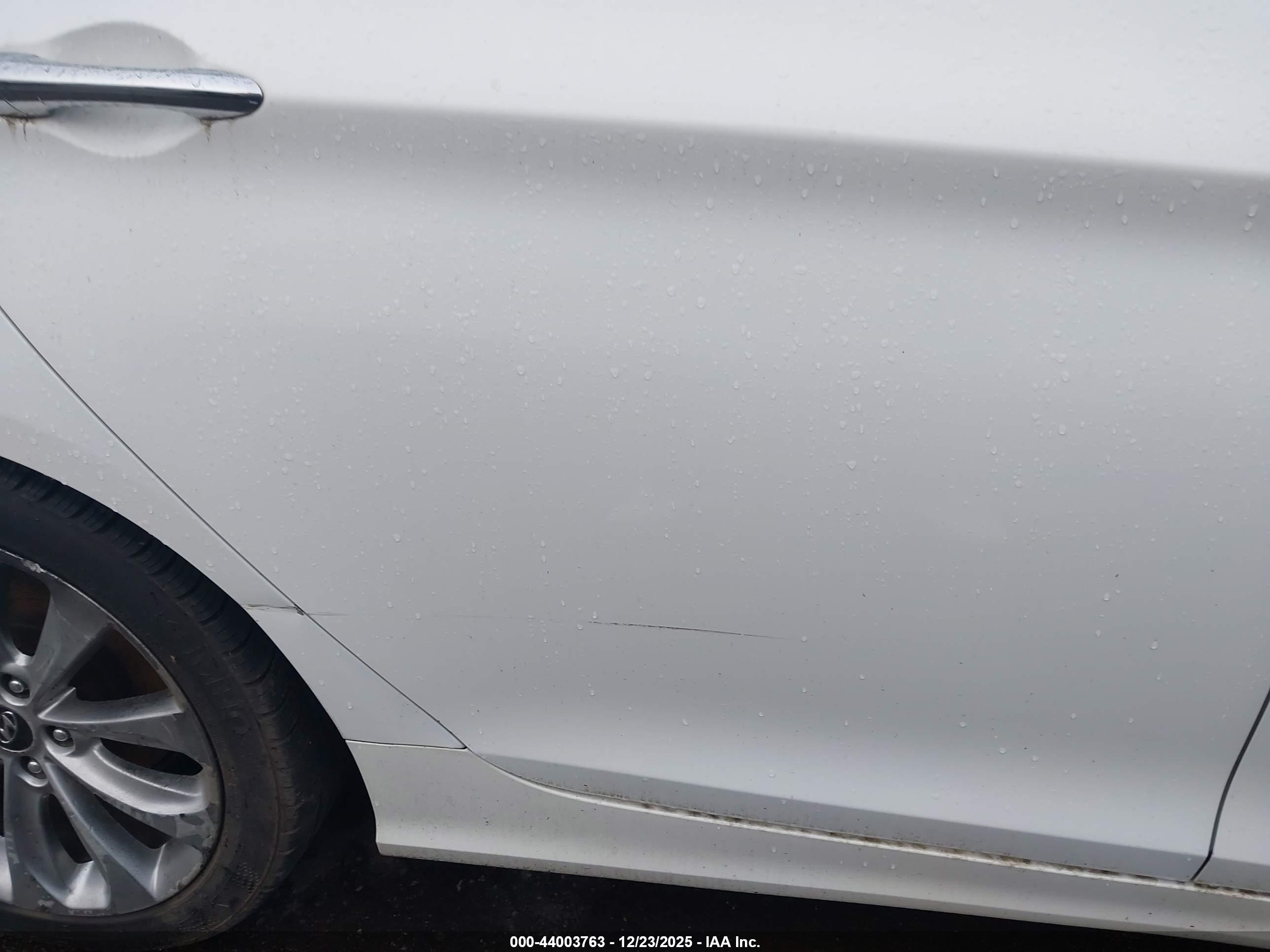 HYUNDAI SONATA image 6