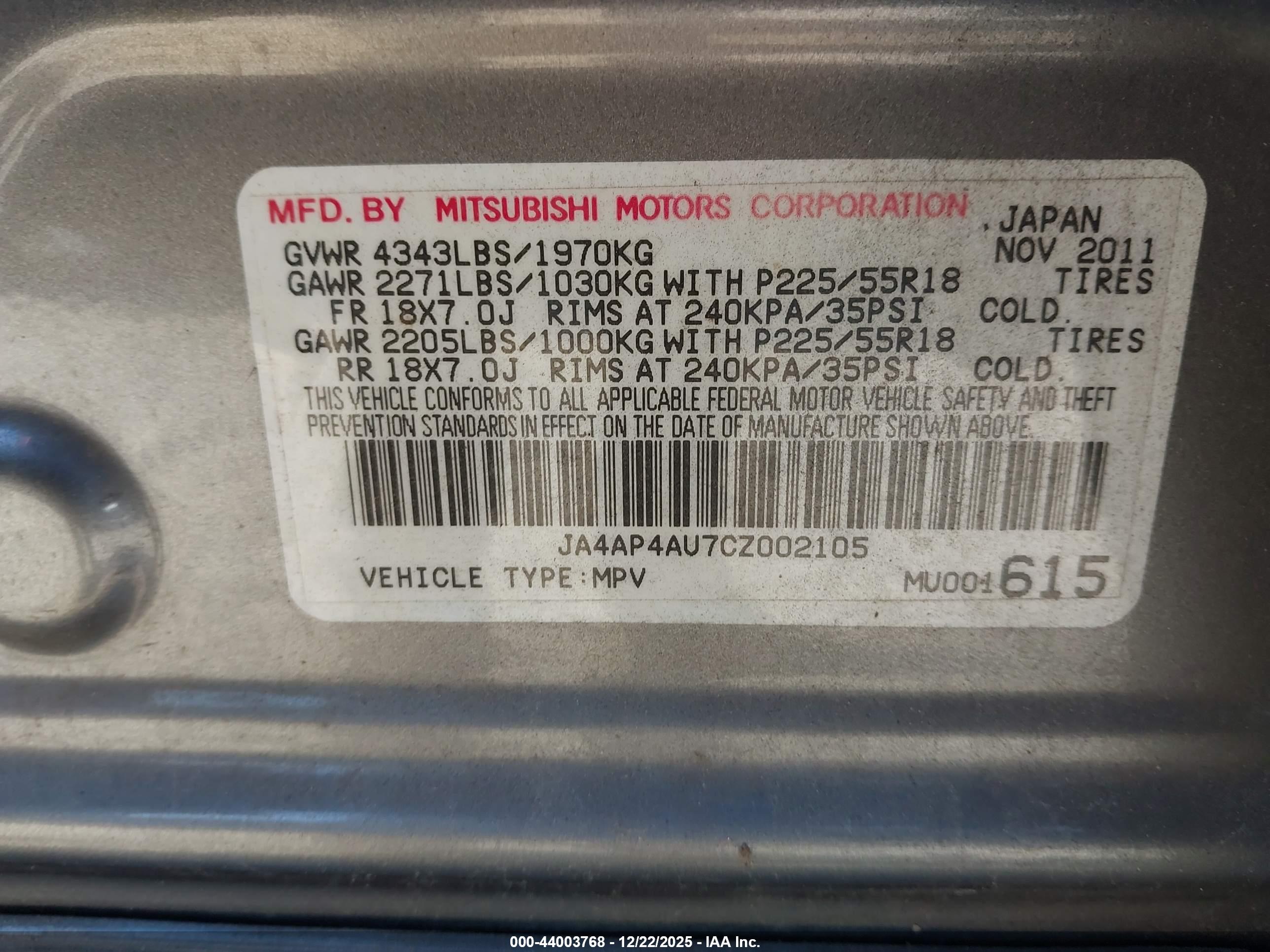 MITSUBISHI OUTLANDER image 9