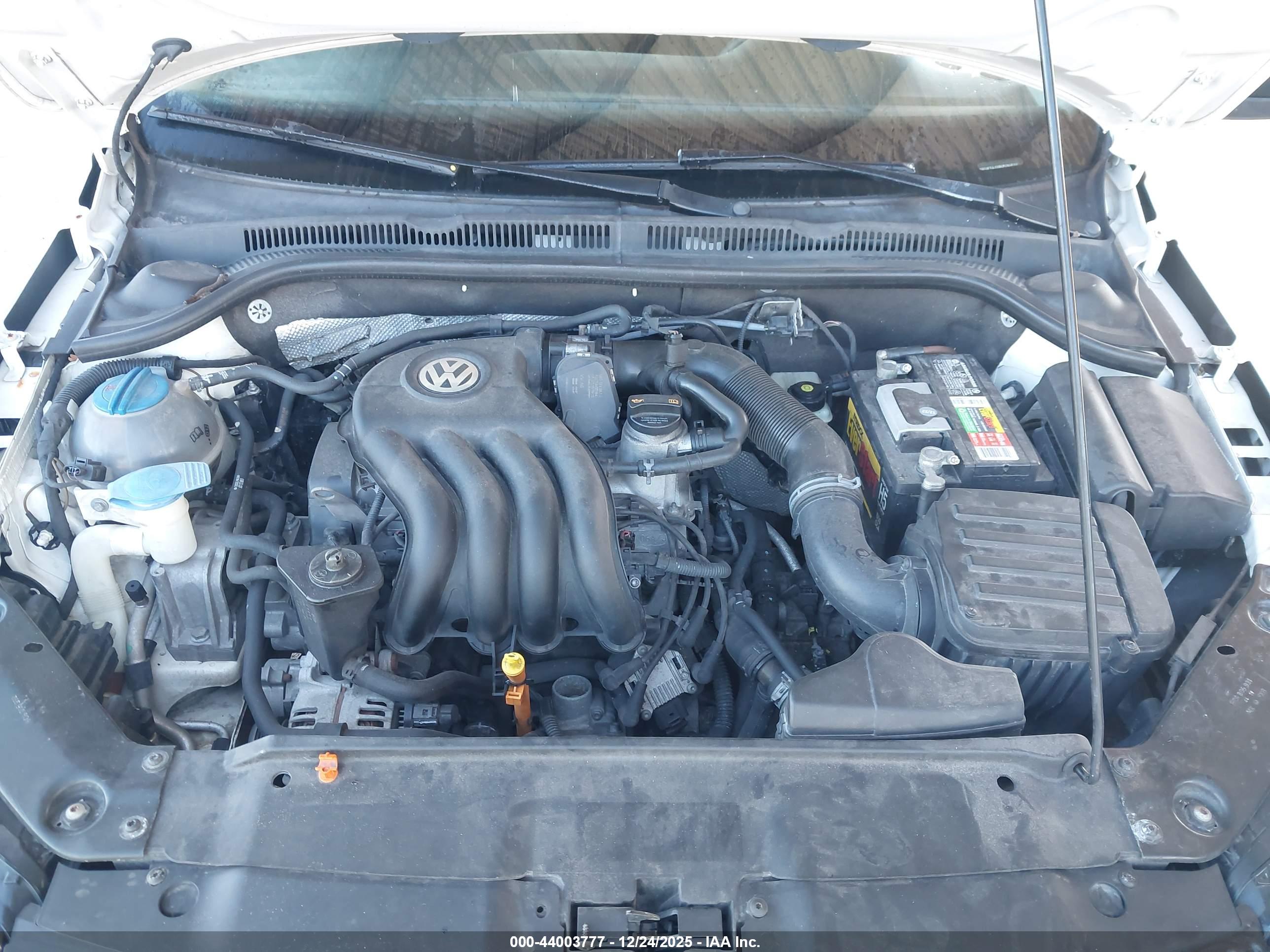 VOLKSWAGEN JETTA image 10
