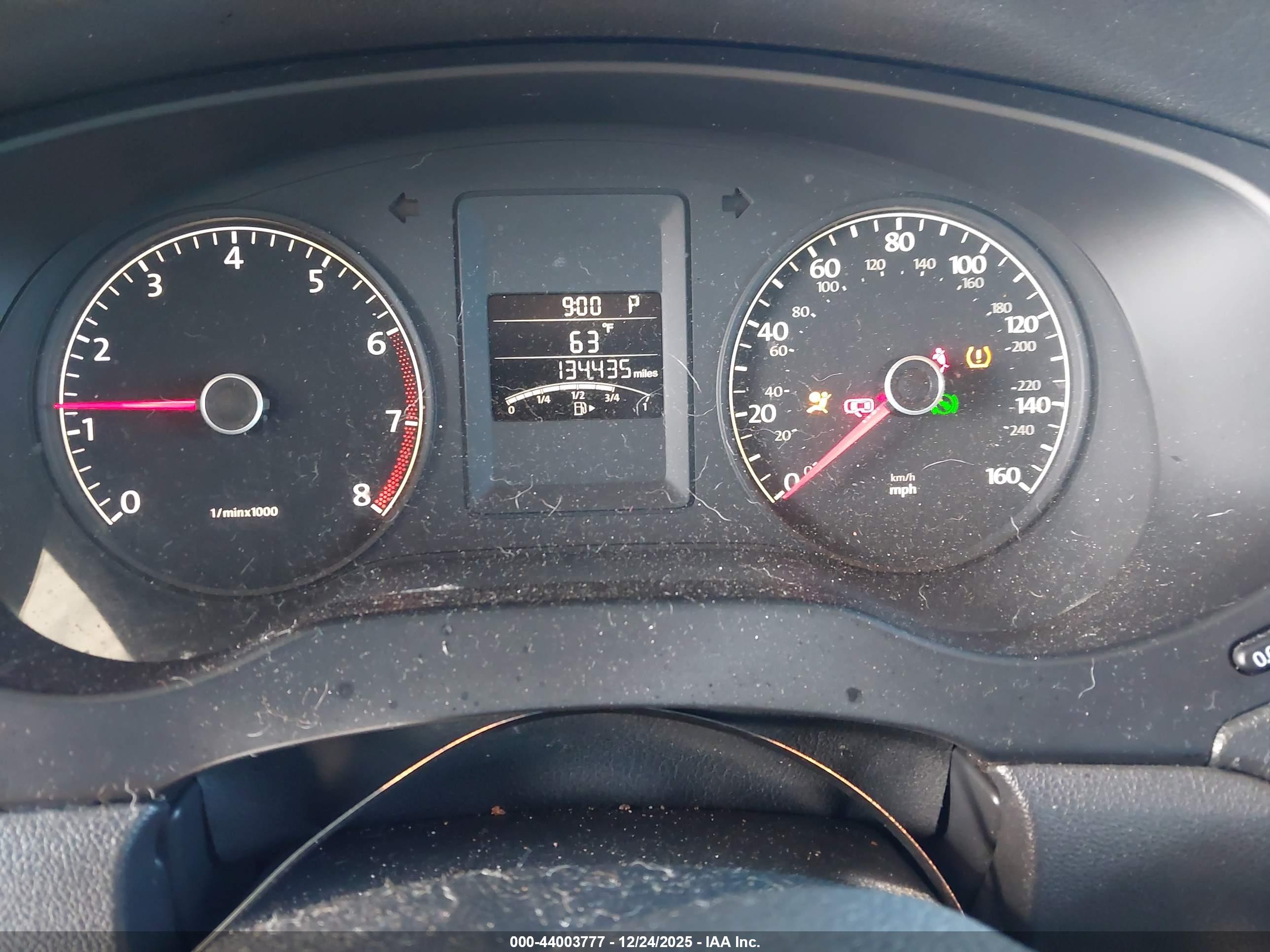 VOLKSWAGEN JETTA image 7