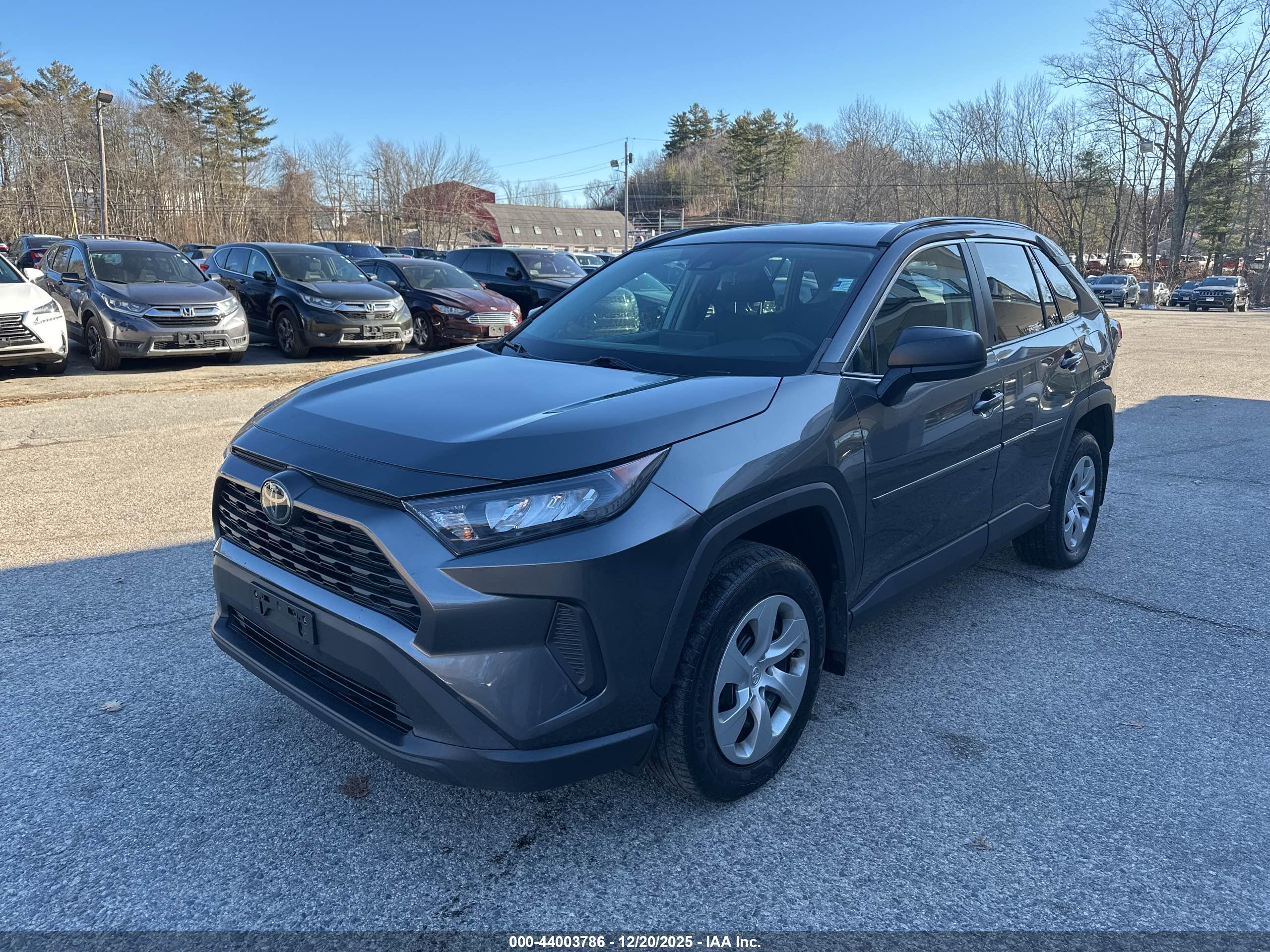 TOYOTA RAV4 image 2