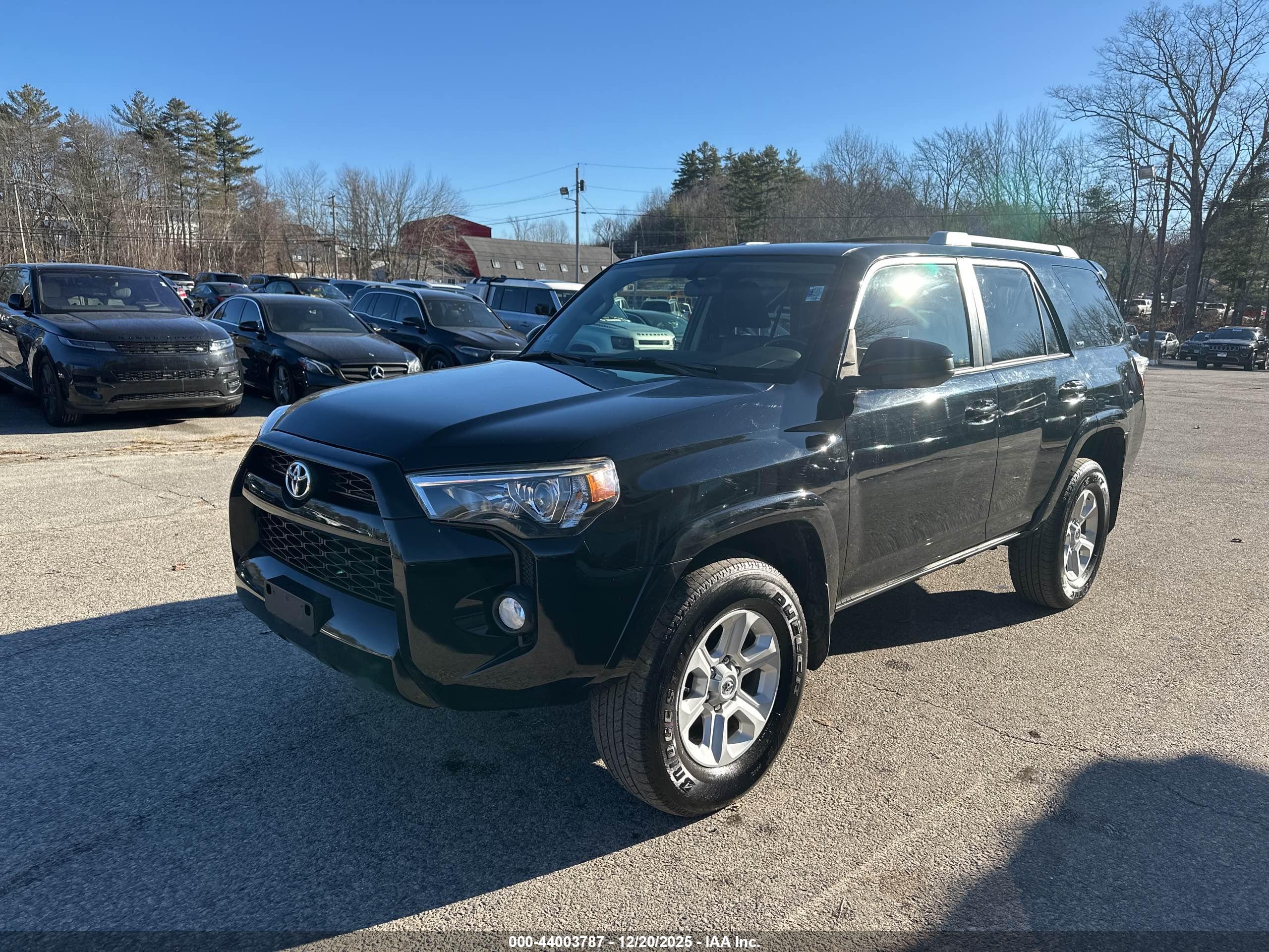 TOYOTA 4RUNNER image 2