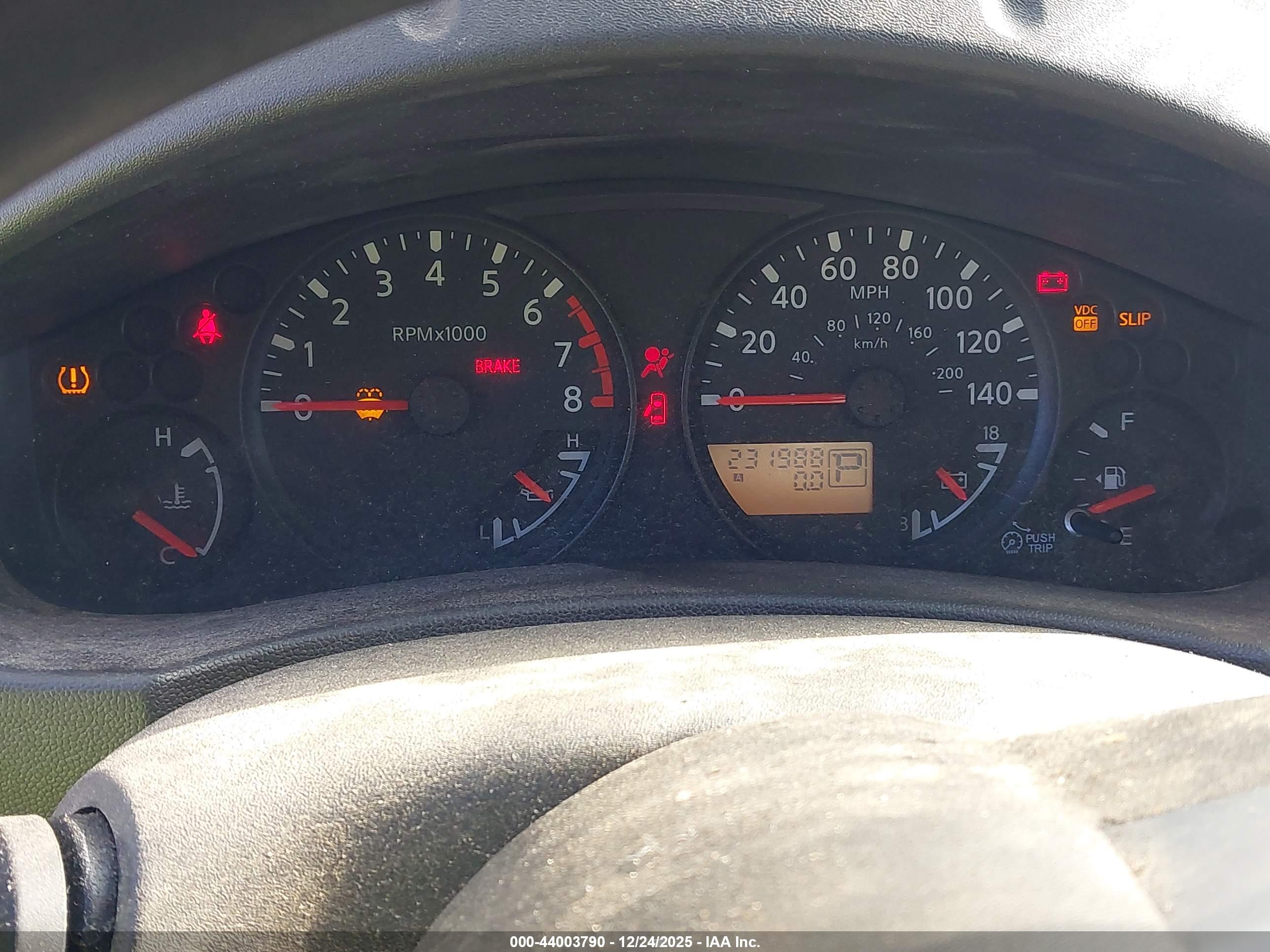 NISSAN XTERRA image 7