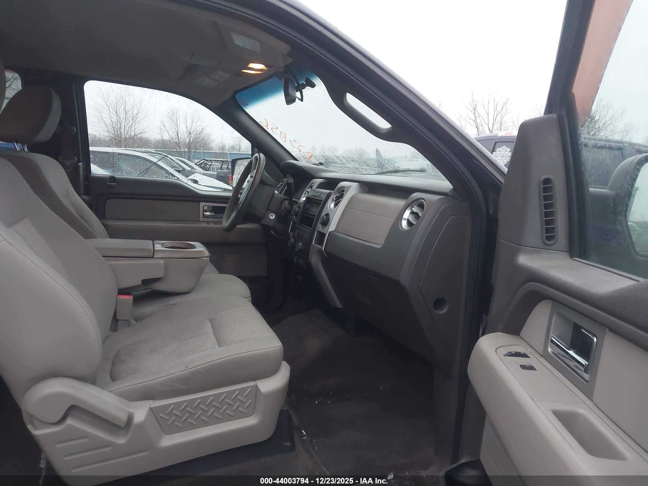 FORD F-150 image 5