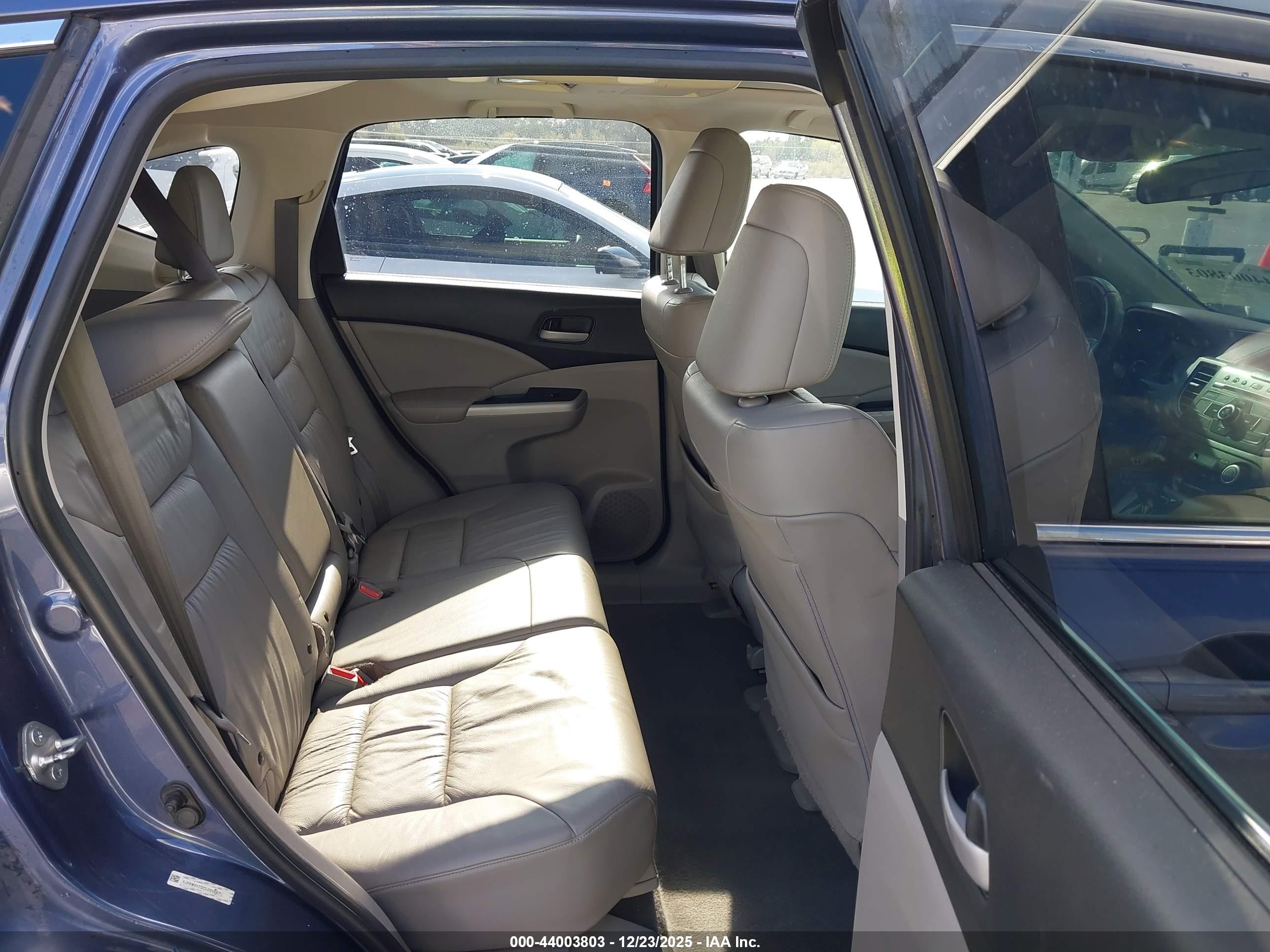 HONDA CR-V image 8
