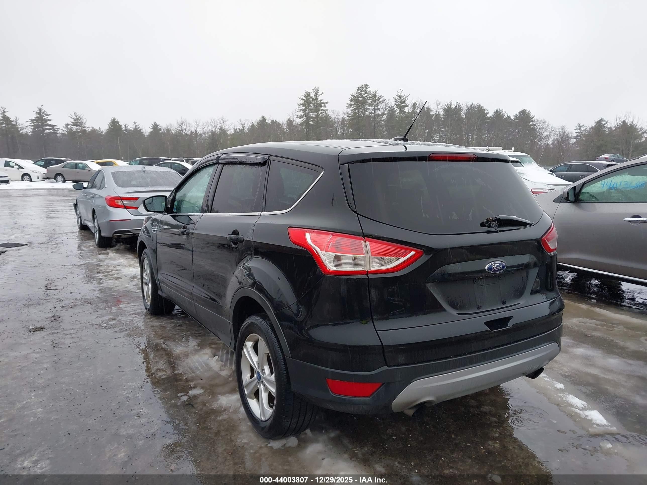 FORD ESCAPE image 3