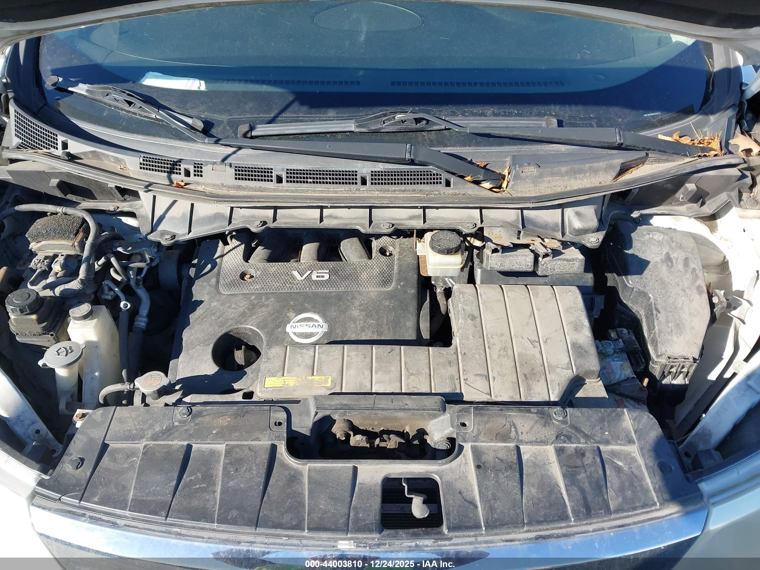 NISSAN QUEST image 10