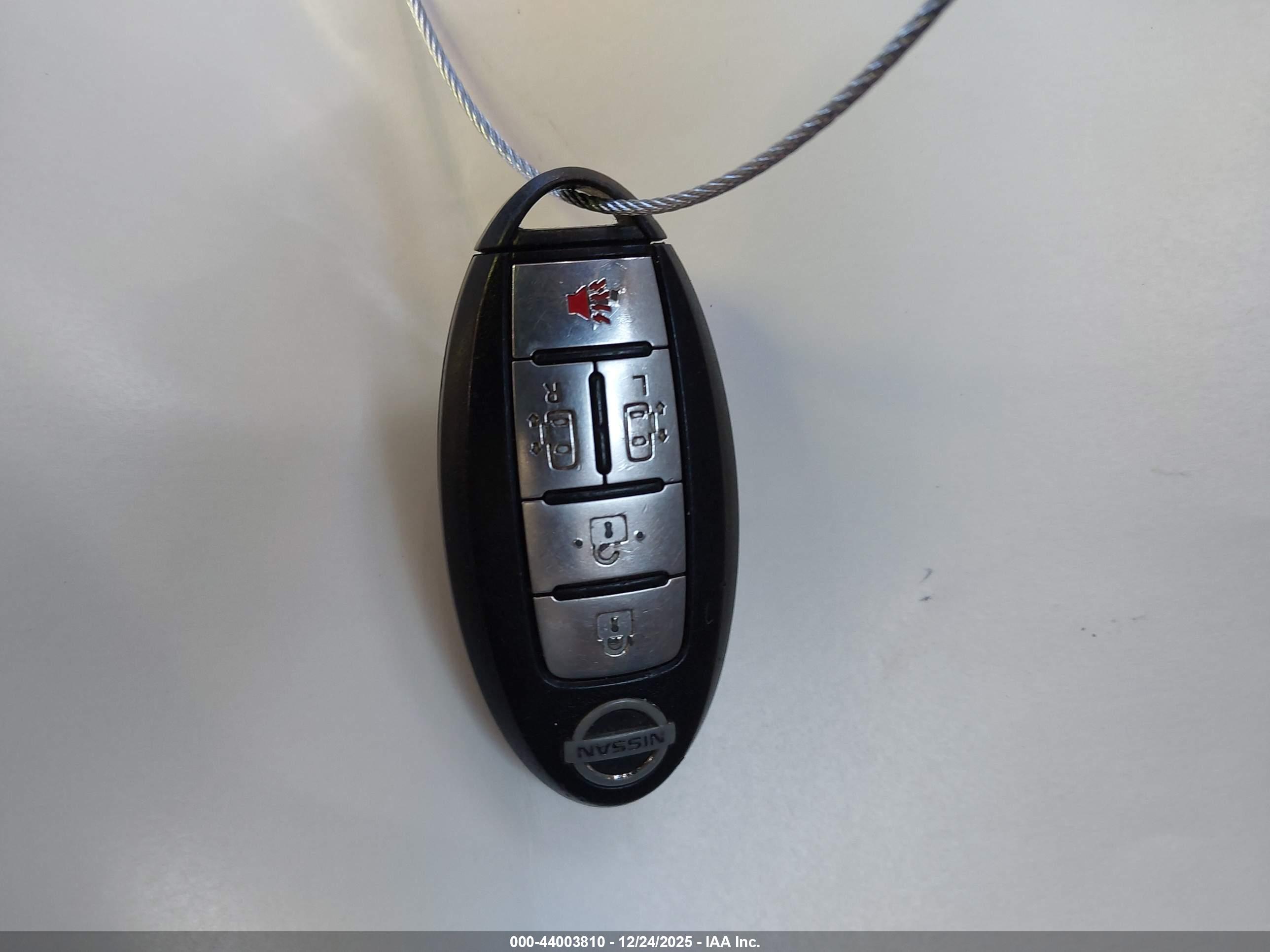 NISSAN QUEST image 11