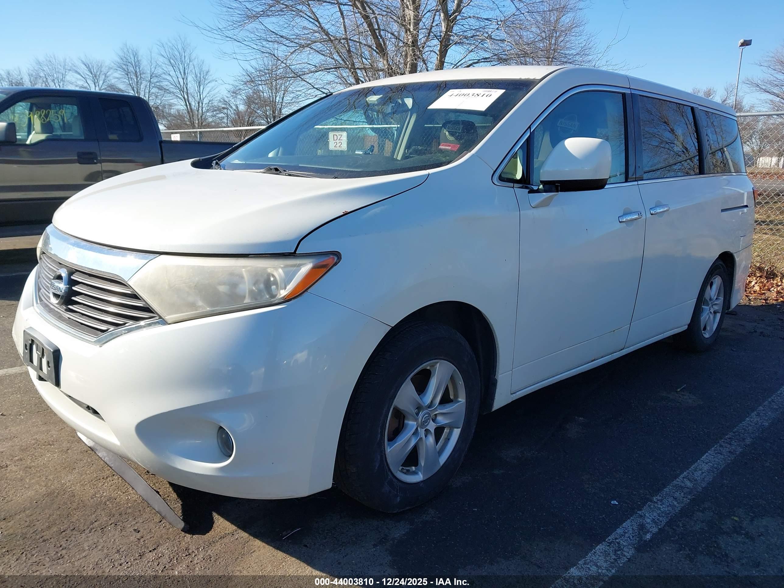 NISSAN QUEST image 2