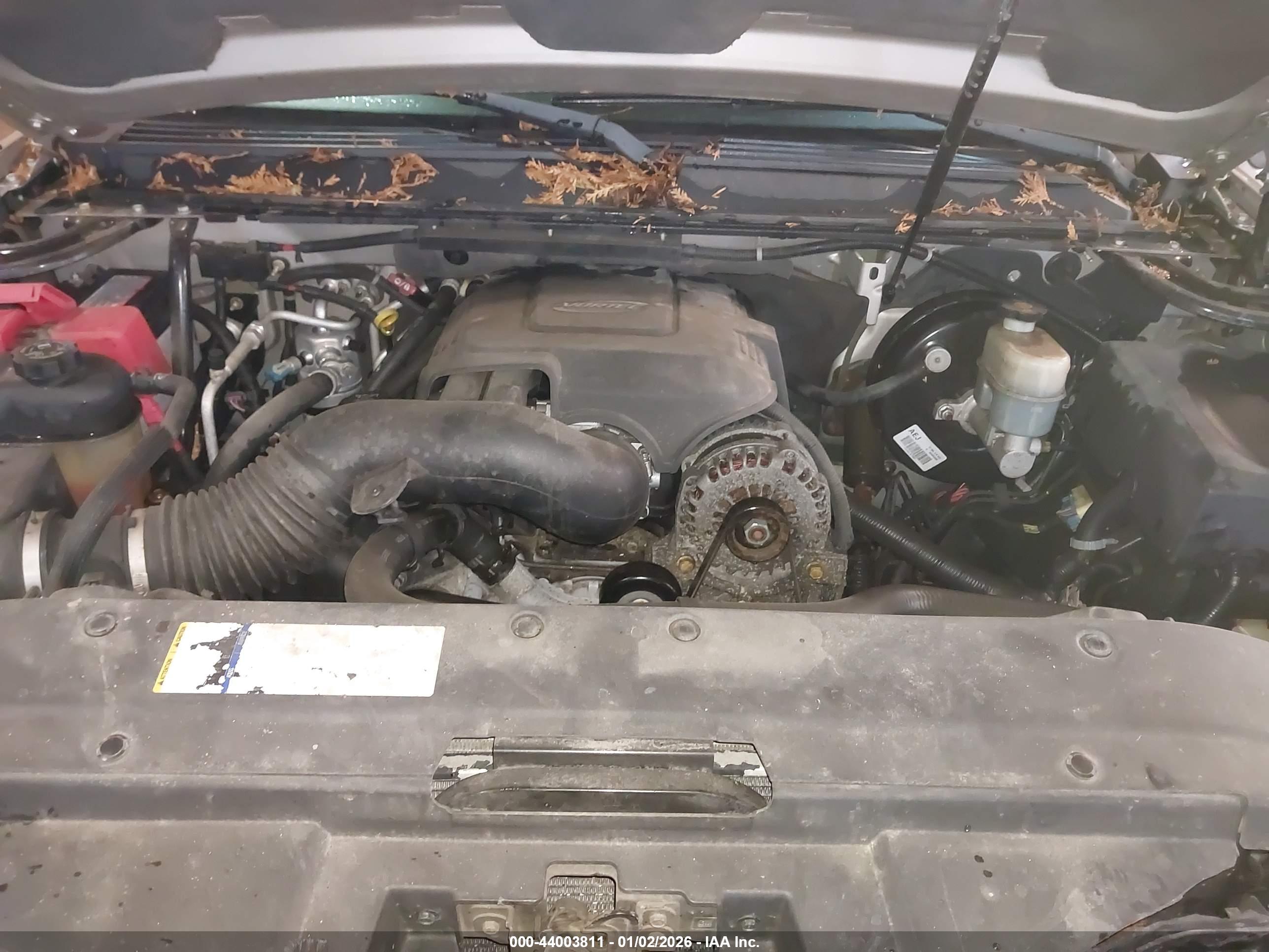 CHEVROLET TAHOE image 10