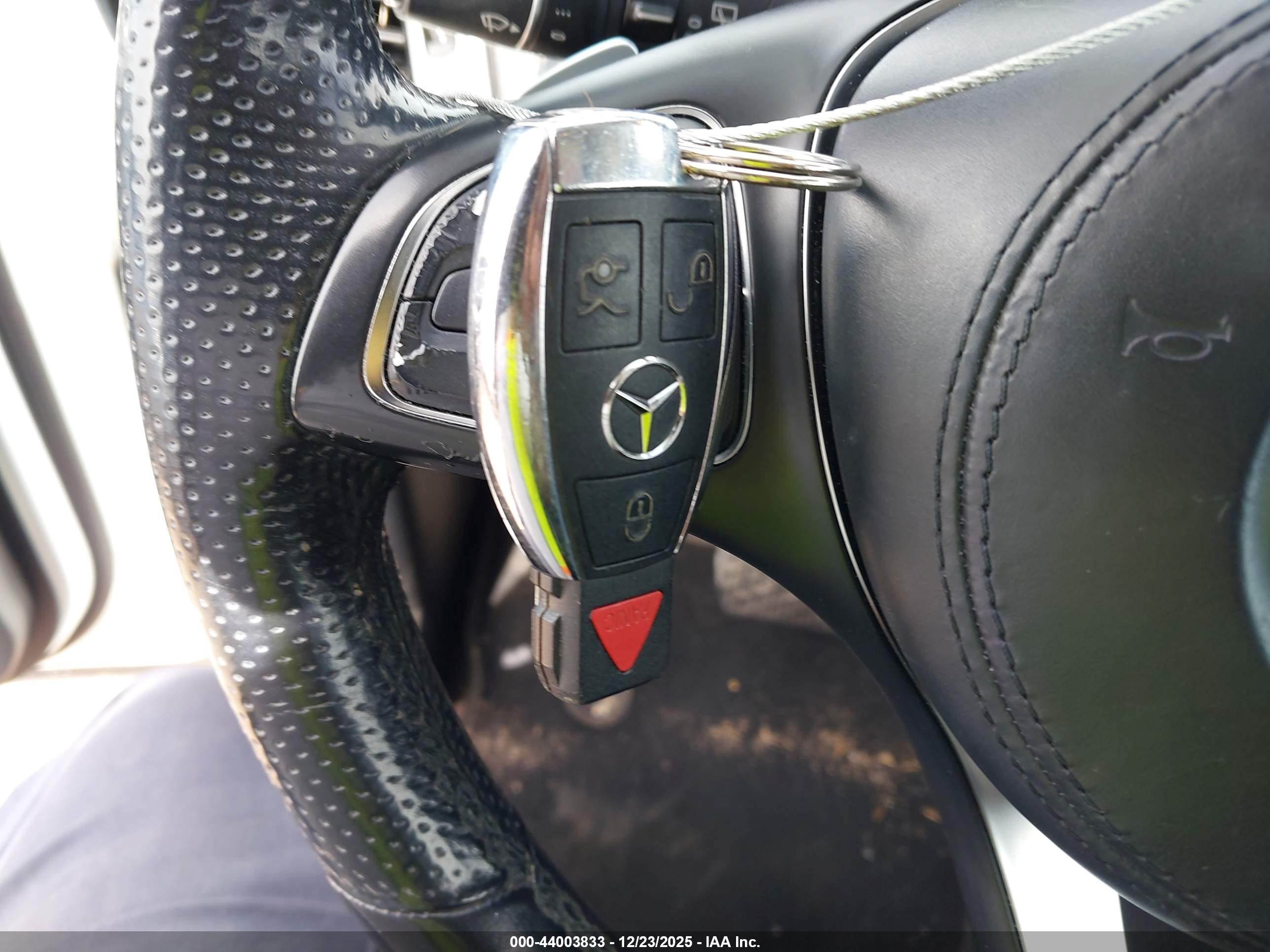 MERCEDES-BENZ GLS image 11