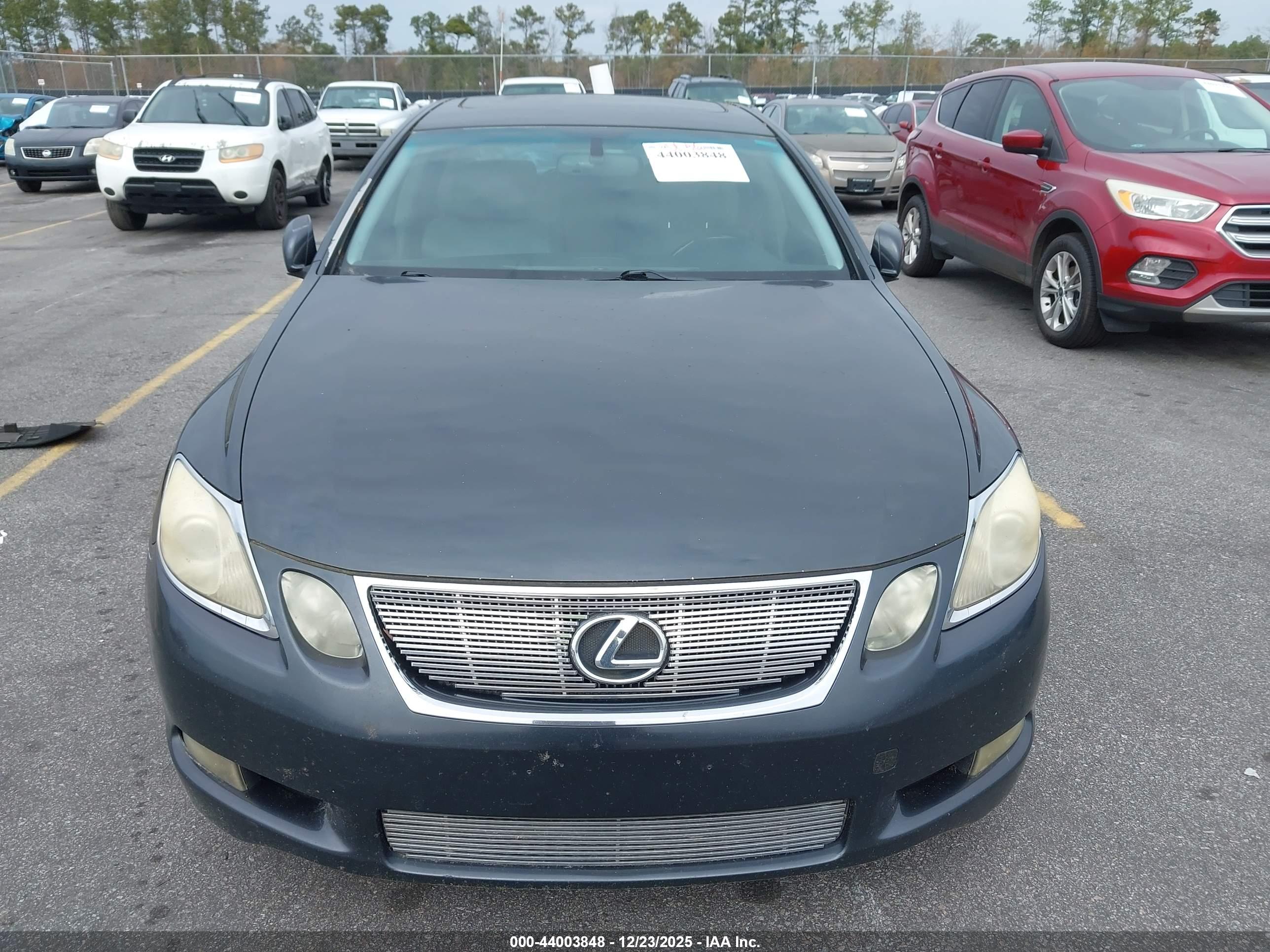 LEXUS GS image 6