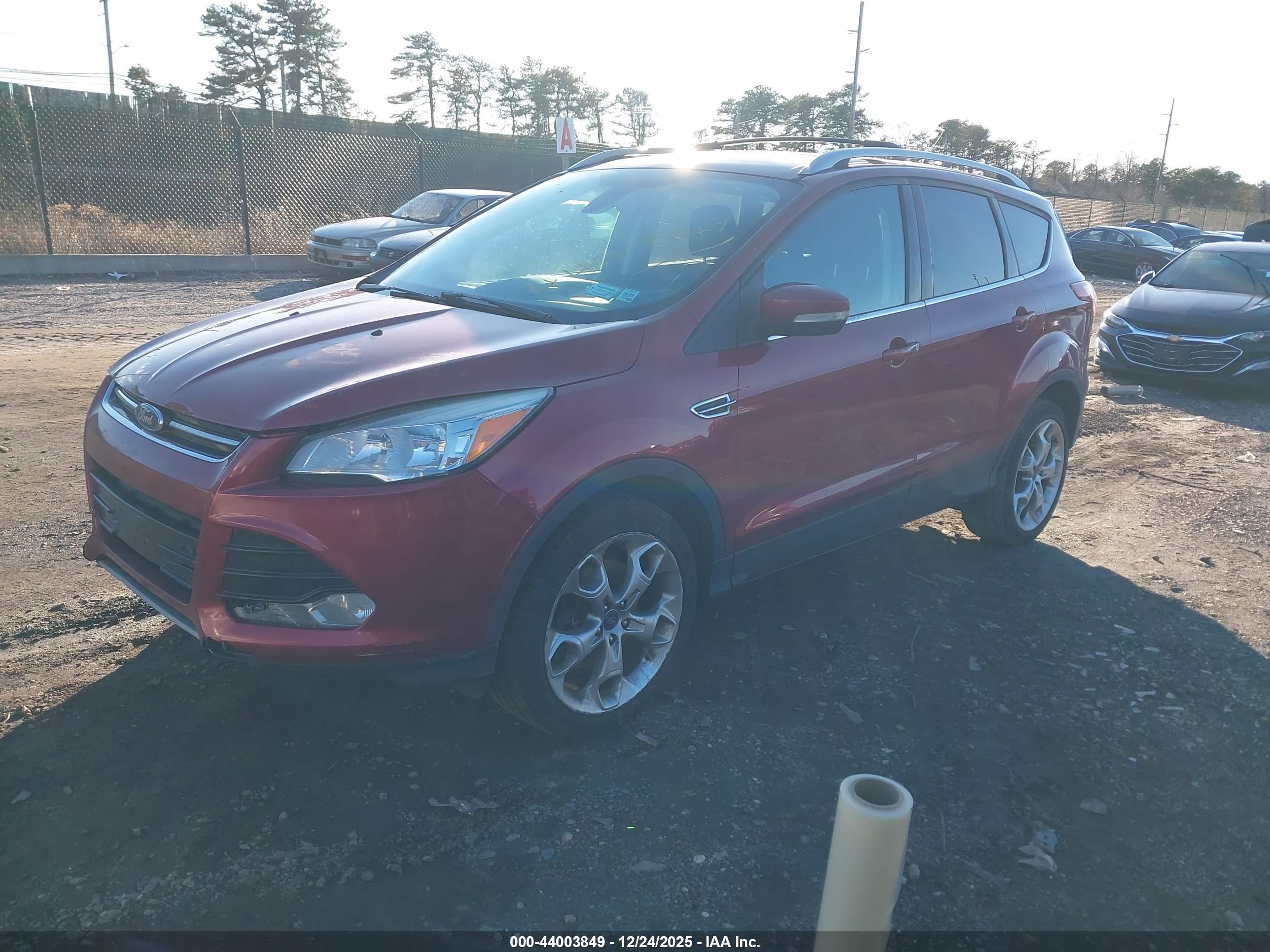 FORD ESCAPE image 2