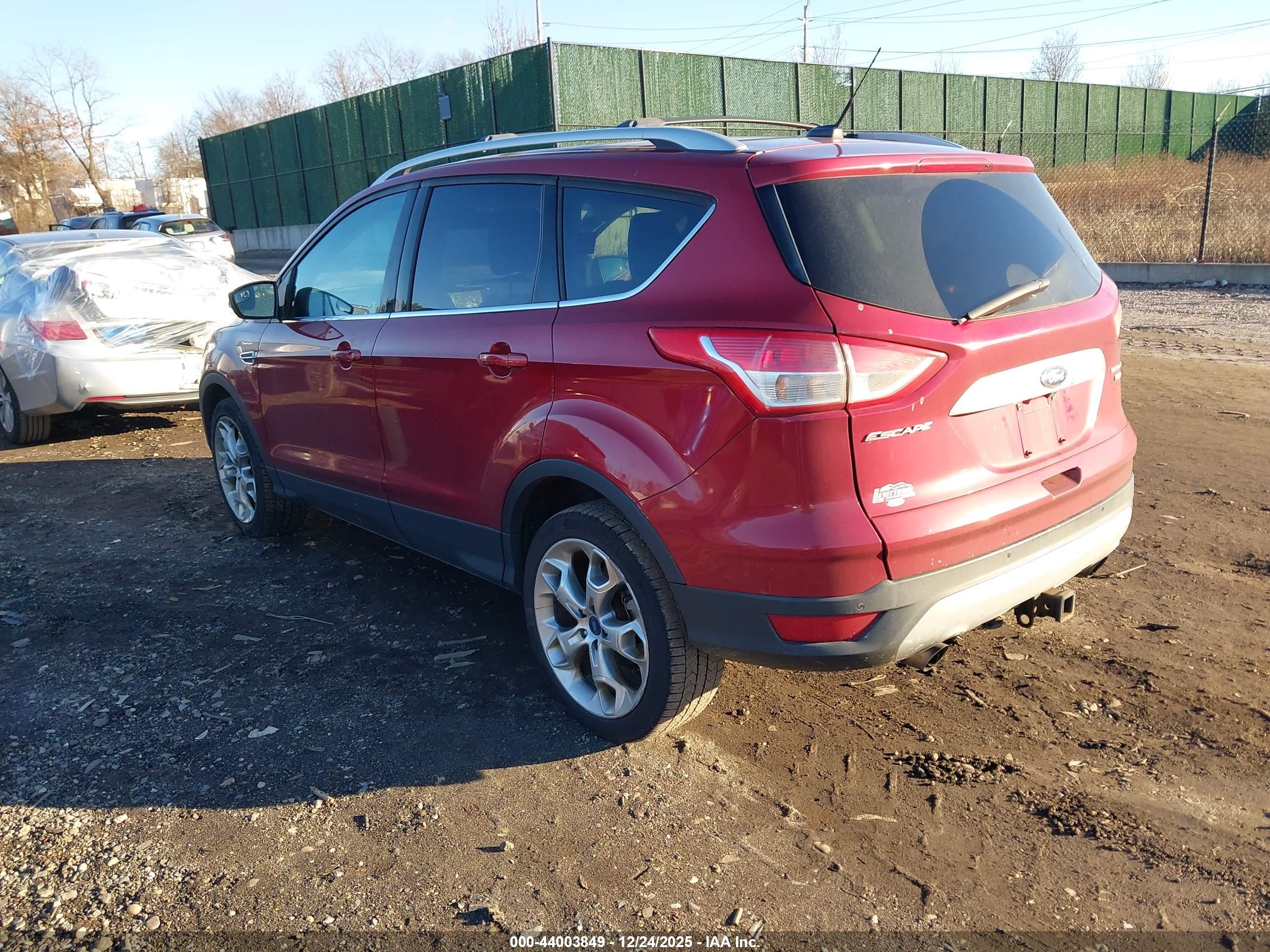 FORD ESCAPE image 3
