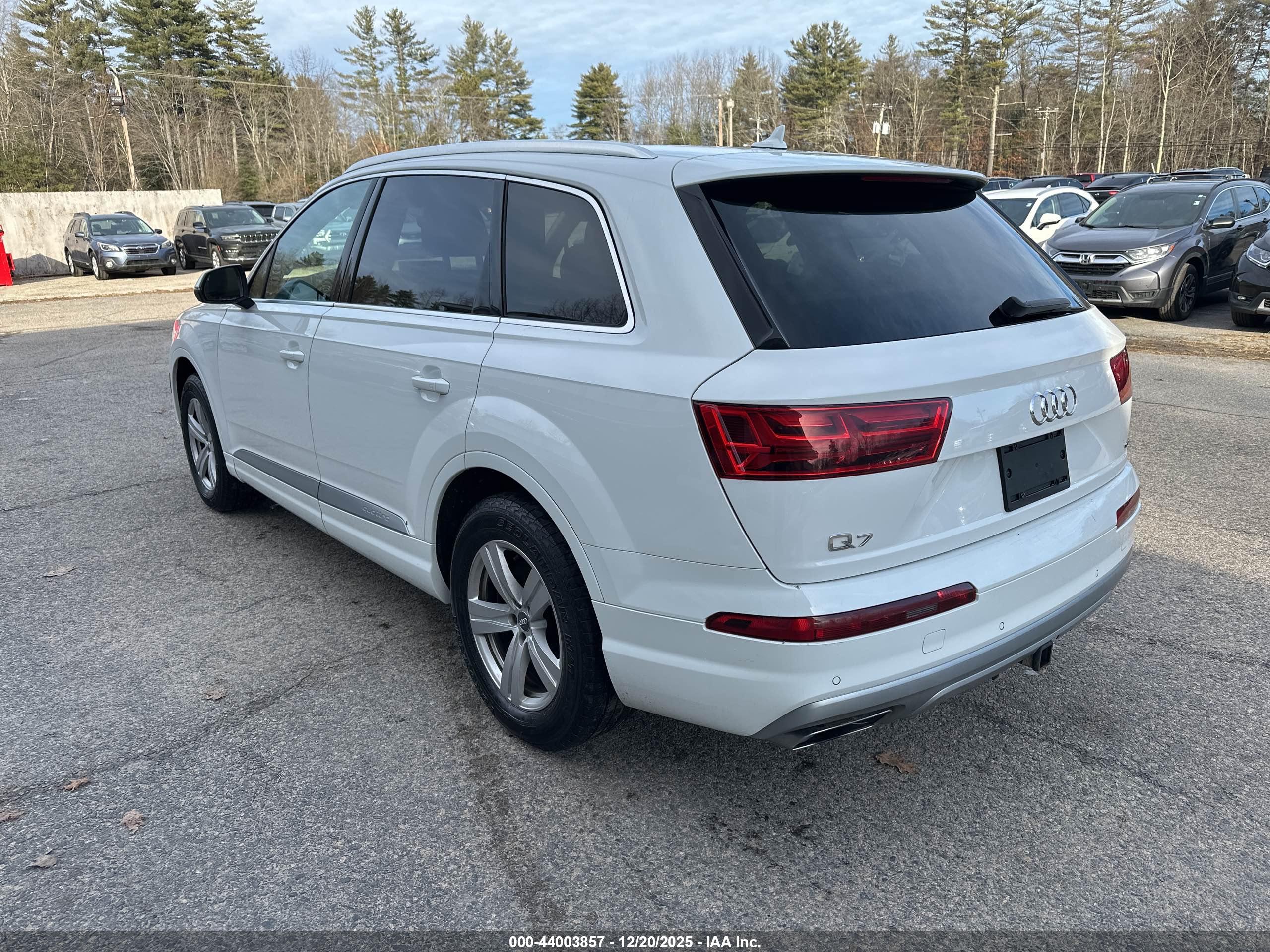 AUDI Q7 image 3