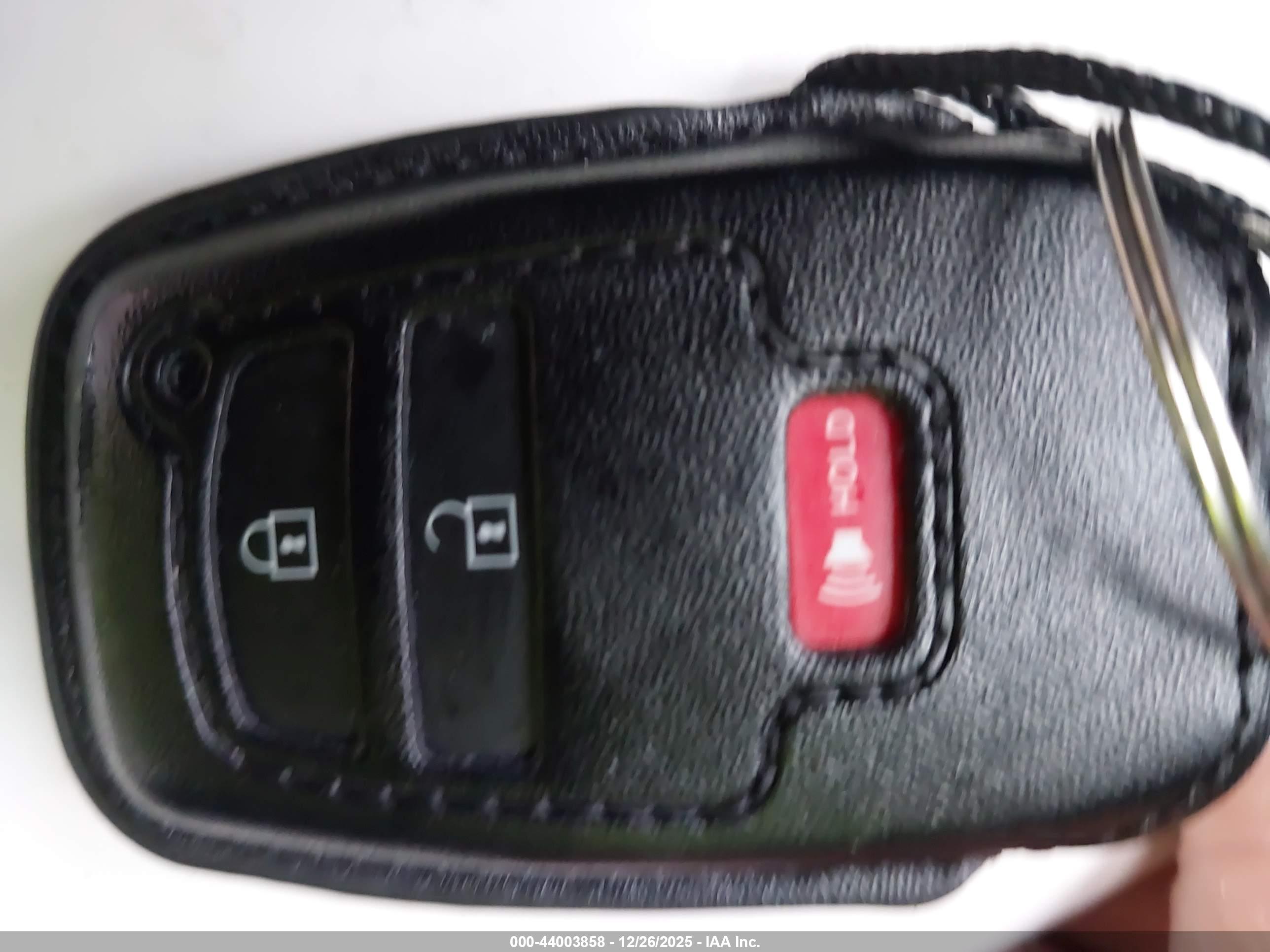 TOYOTA PRIUS image 11