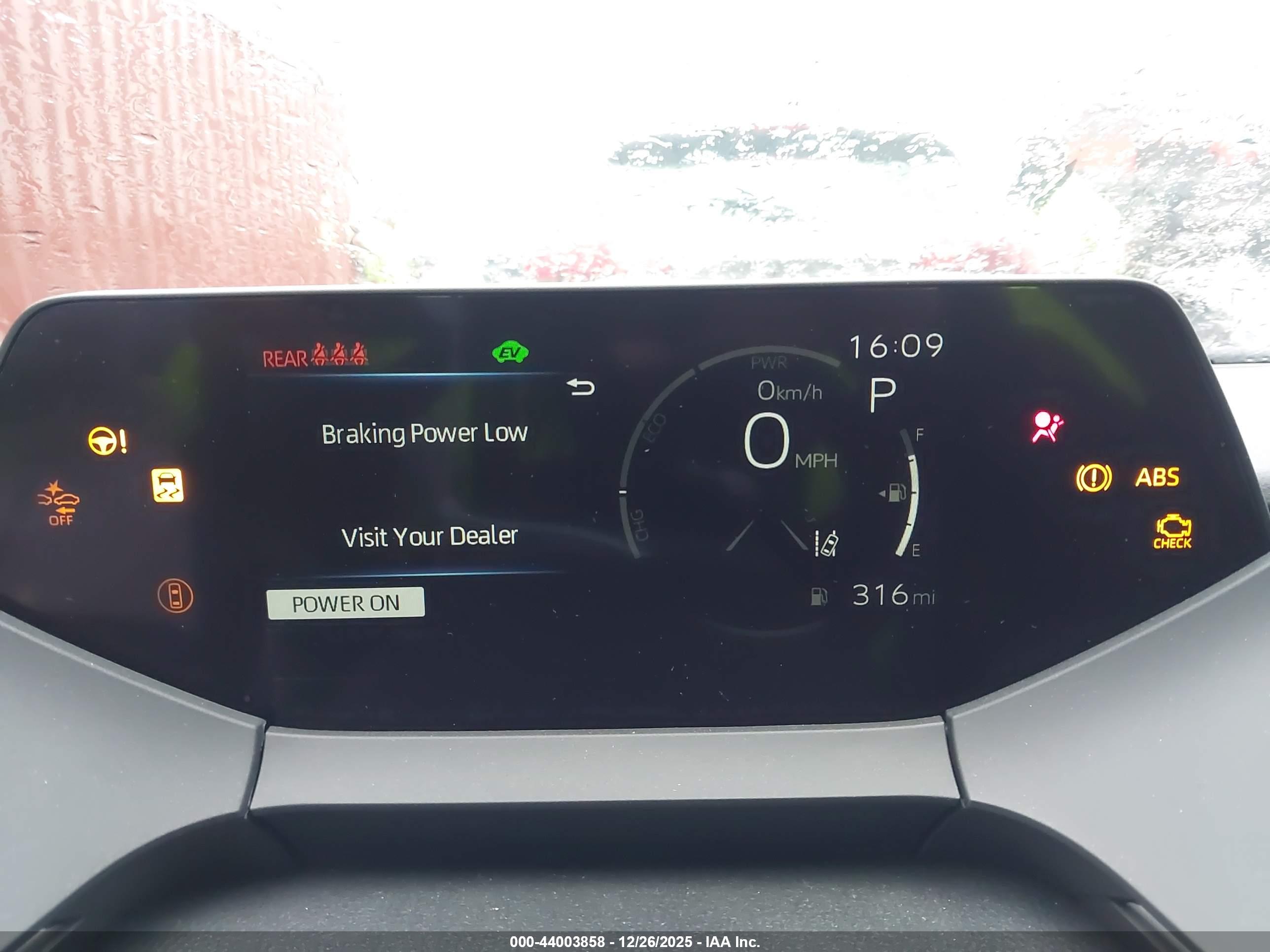 TOYOTA PRIUS image 7